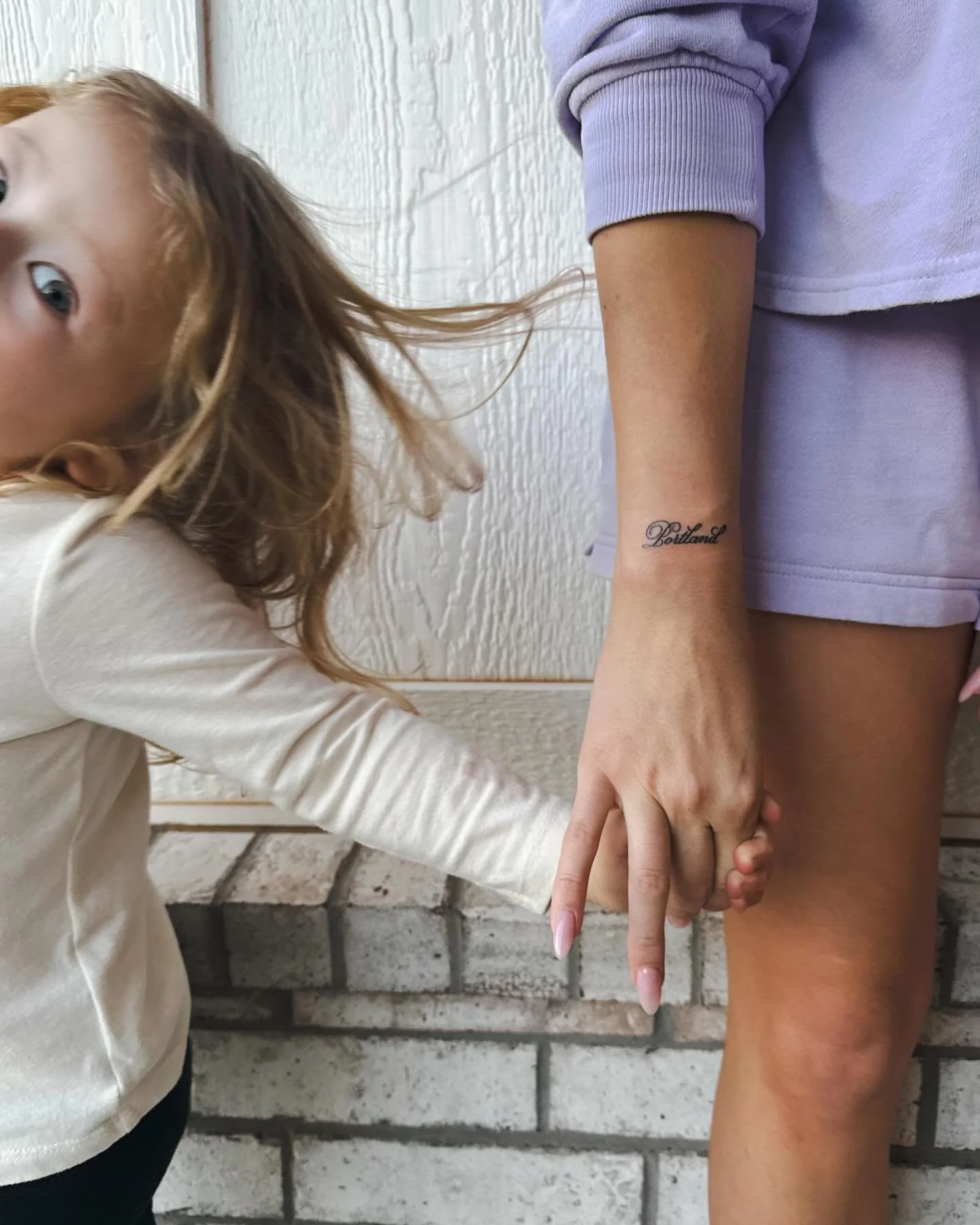 My right-hand girl. 🤍

You knocked it out of the park, @m.ellefson.art ! I cannot waittttt for this to heal. 10/10 recommend ⭐️⭐️⭐️⭐️⭐️