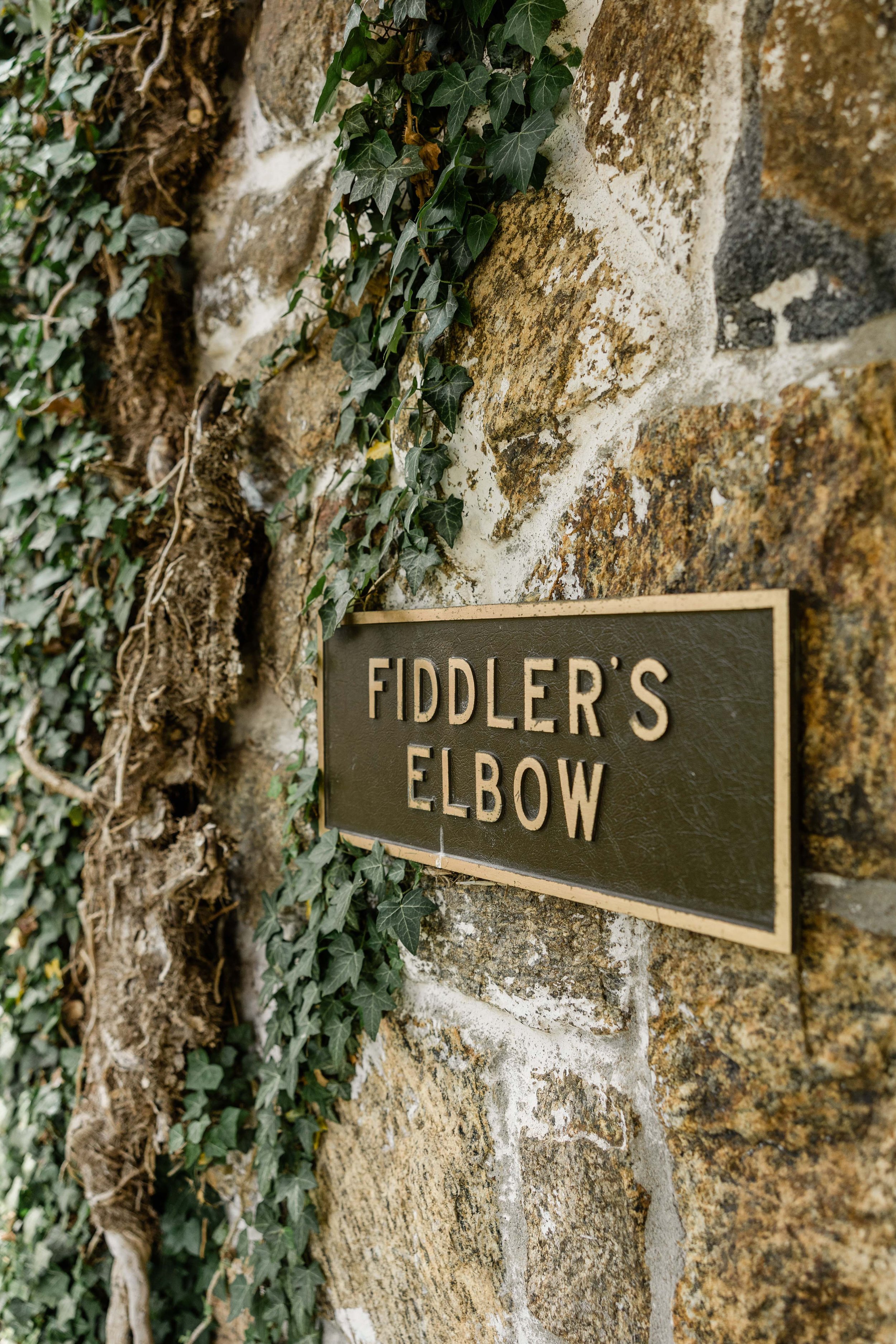 Fiddlers-Elbow-Wedding-6.jpg