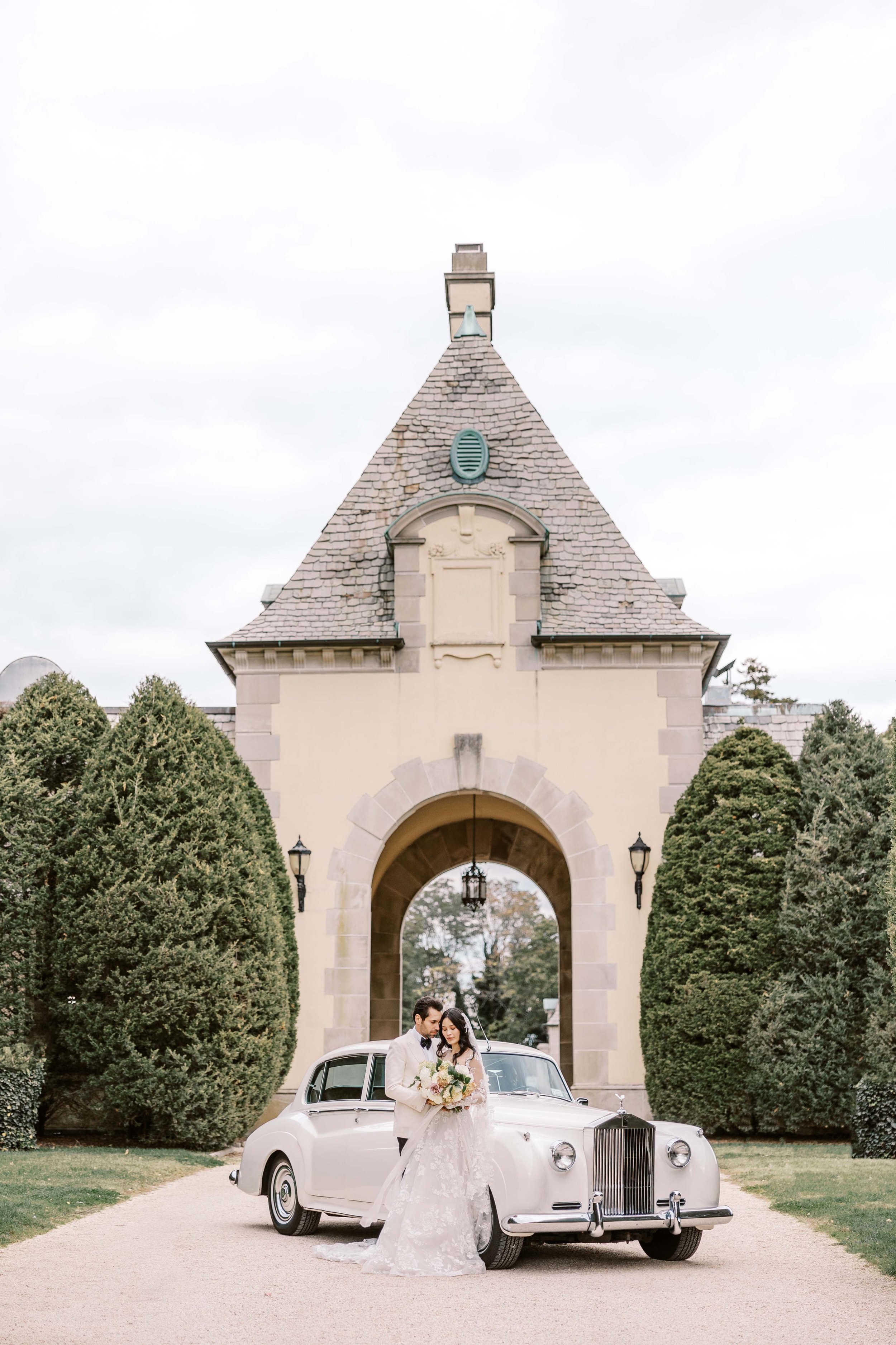 Oheka-Castle-Wedding-Lizzie-Burger-Photo-2.jpg
