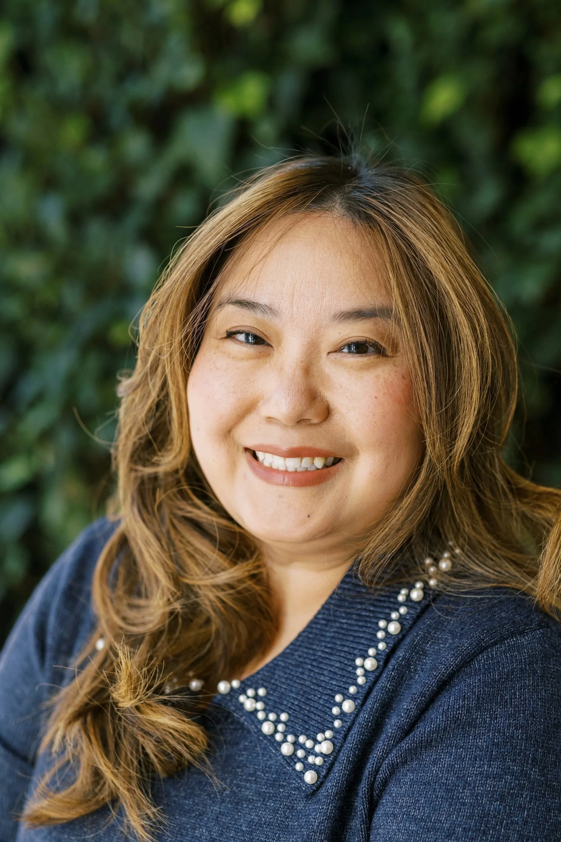 Esther Eng Asian American Therapist at Resonance Psychology in NYC