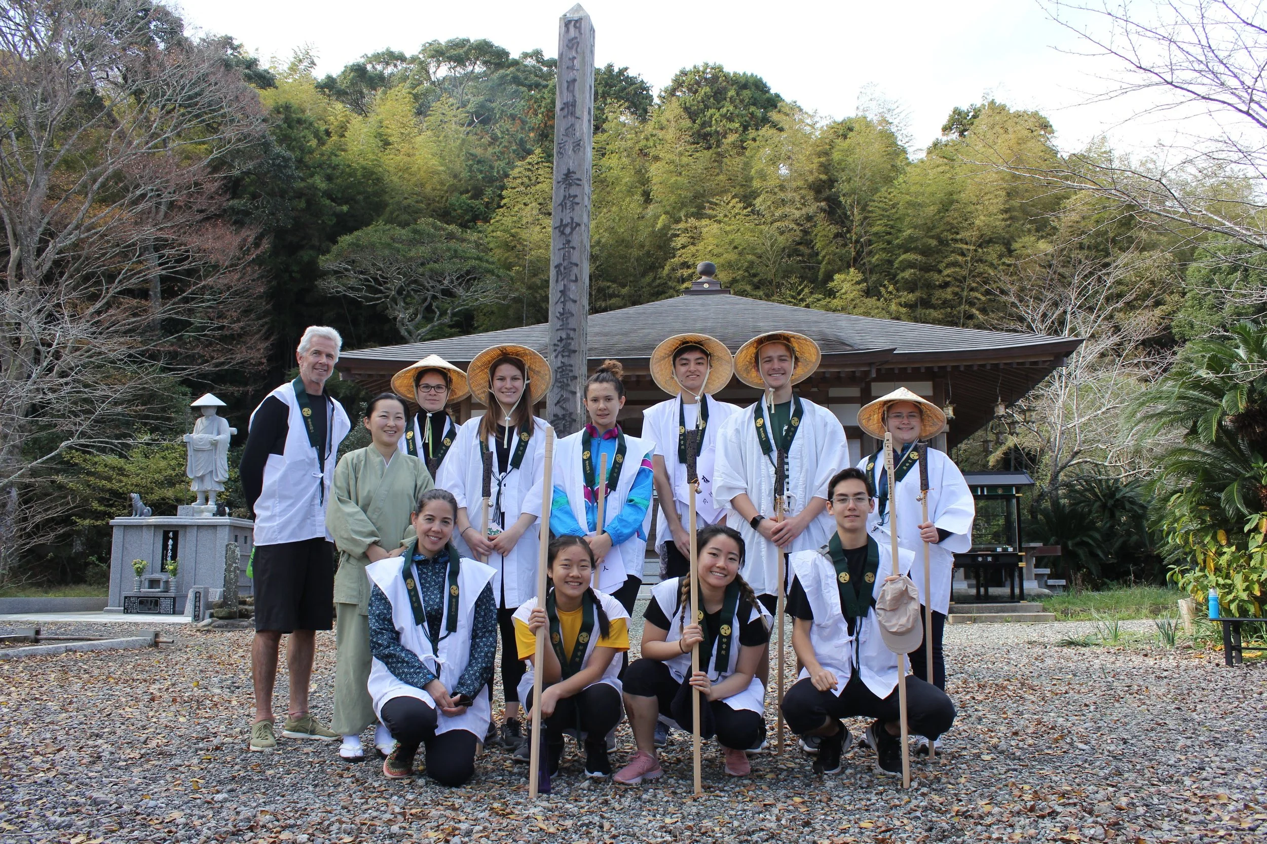 Mini Pilrimage - Join a 30 minutes walk mini pilgrimage at a local temple, learning about Buddhist rituals and symbolism. Walk the sacred grounds, listen to temple stories, and experience a moment of reflection and quiet spirituality.