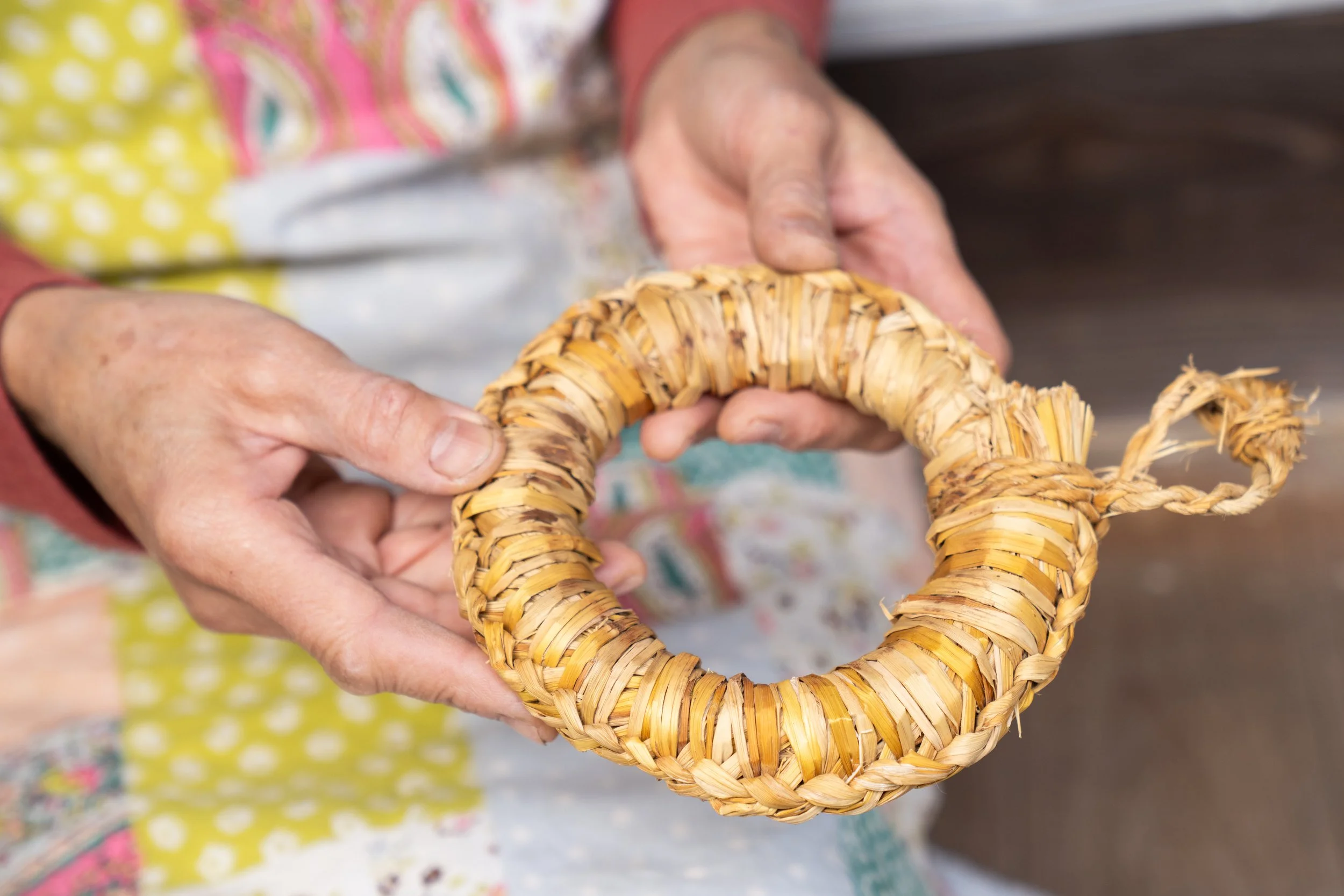 Straw Work -
Learn how to make traditional handmade straw crafts, such as a trivet. These practical items were part of everyday life in rural Japan in the past, offering a hands-on glimpse into traditional living.