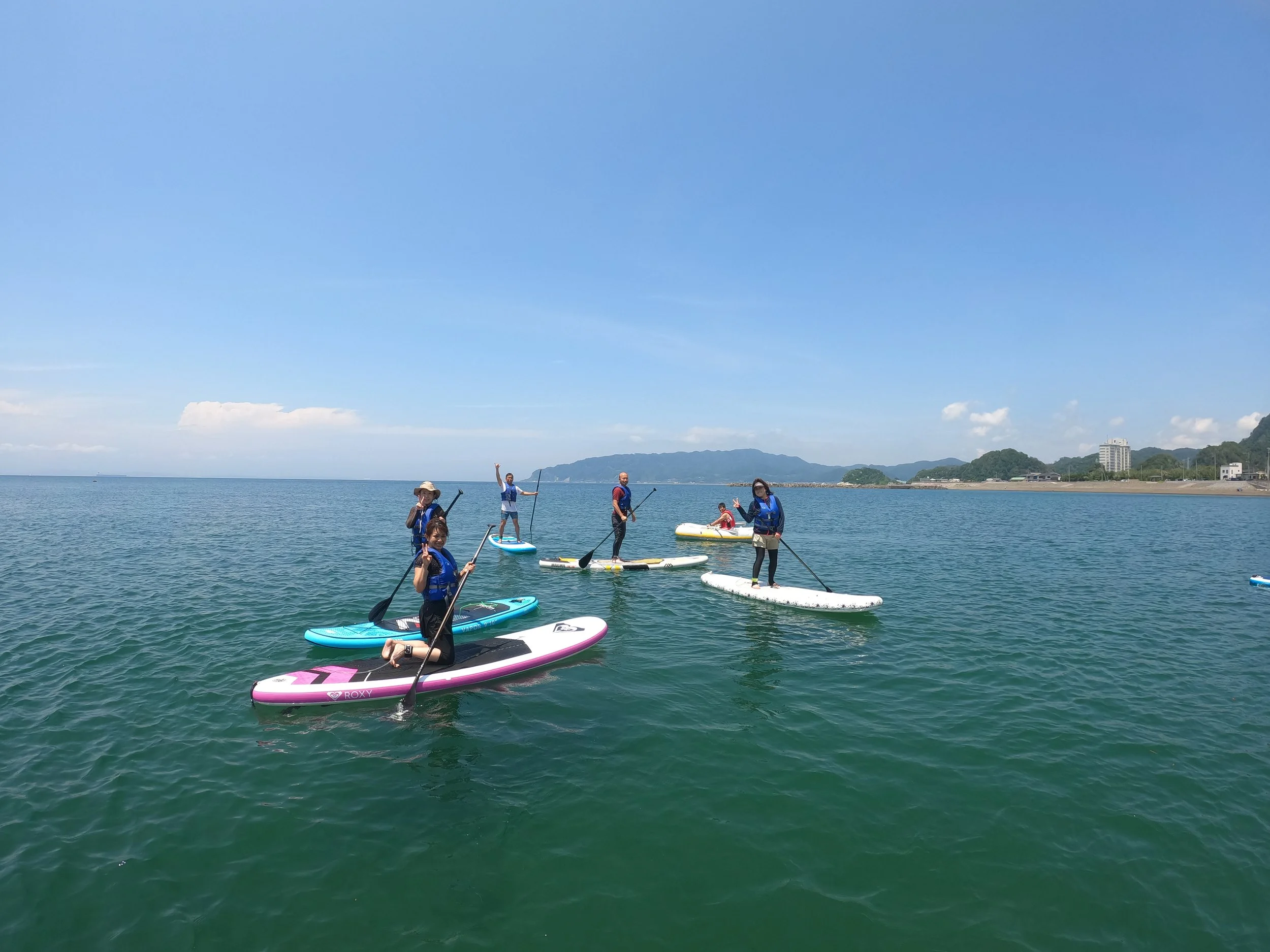 Stand-Up Paddleboarding -
Enjoy a relaxing experience on calm Tokyo bay, perfect for beginners. Paddle along the shoreline and experience Minamiboso from a peaceful, ocean-level perspective.