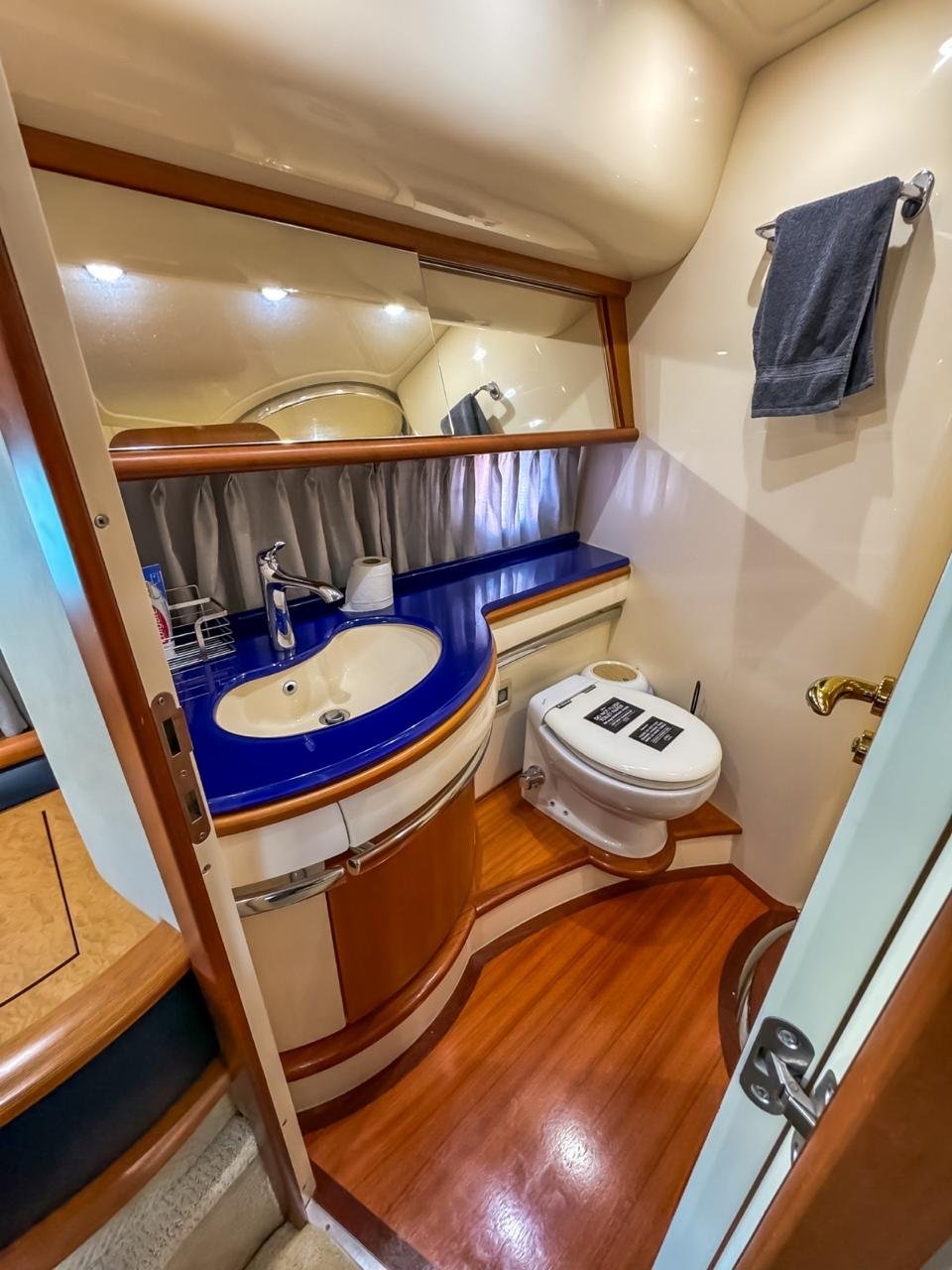 2008 Azimut 62E BELLAMI TOO 117.jpeg