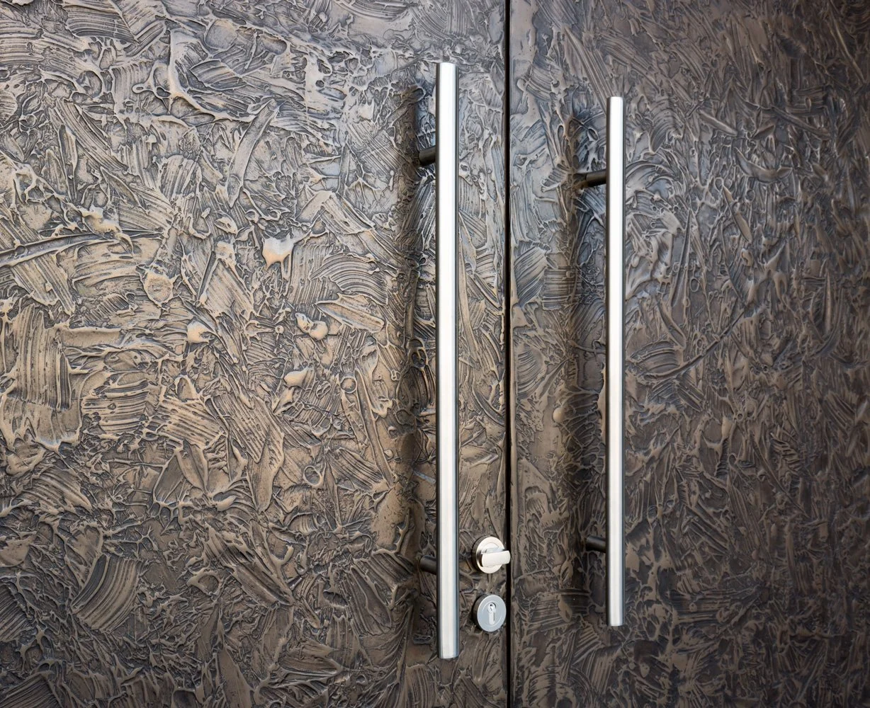 DOORS