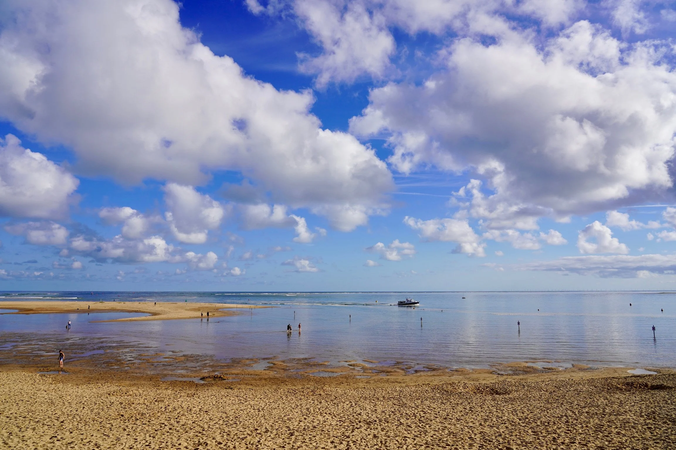 Wells Beach_high tide.jpeg