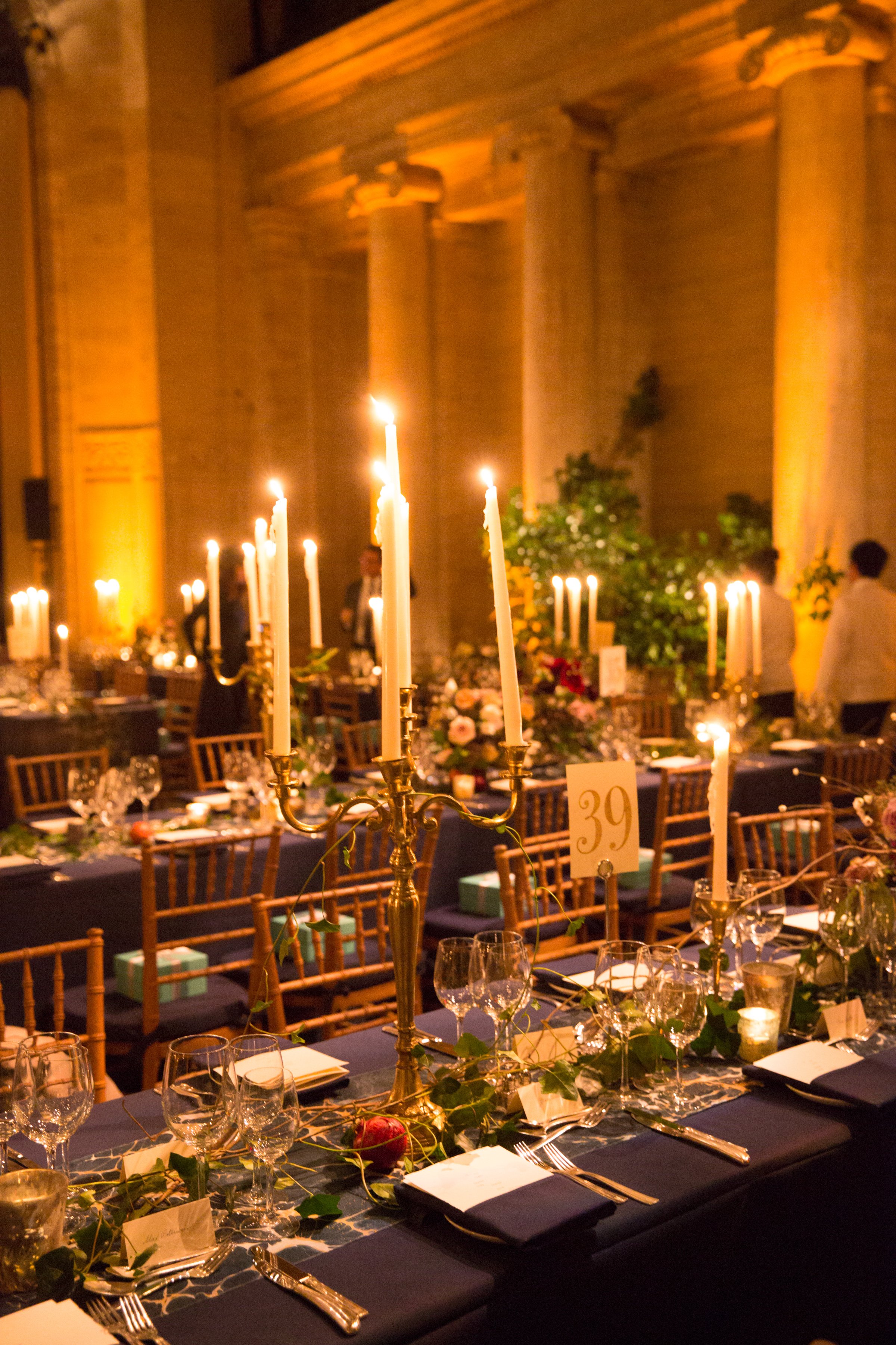studiovcr-acria_event-design-floral-atmosphere-candles.jpg