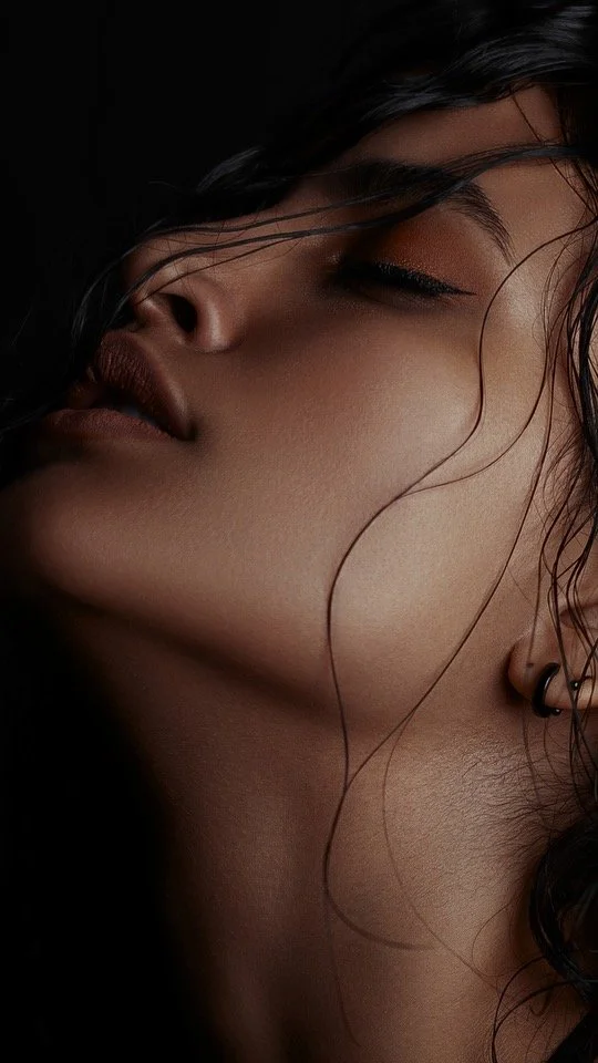 The InvisiLift: GhalMedica's Protocol for Jawline and Skin Architecture