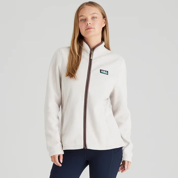 W_BRENNA_FLEECE_STONE_006_FC_1200px.webp