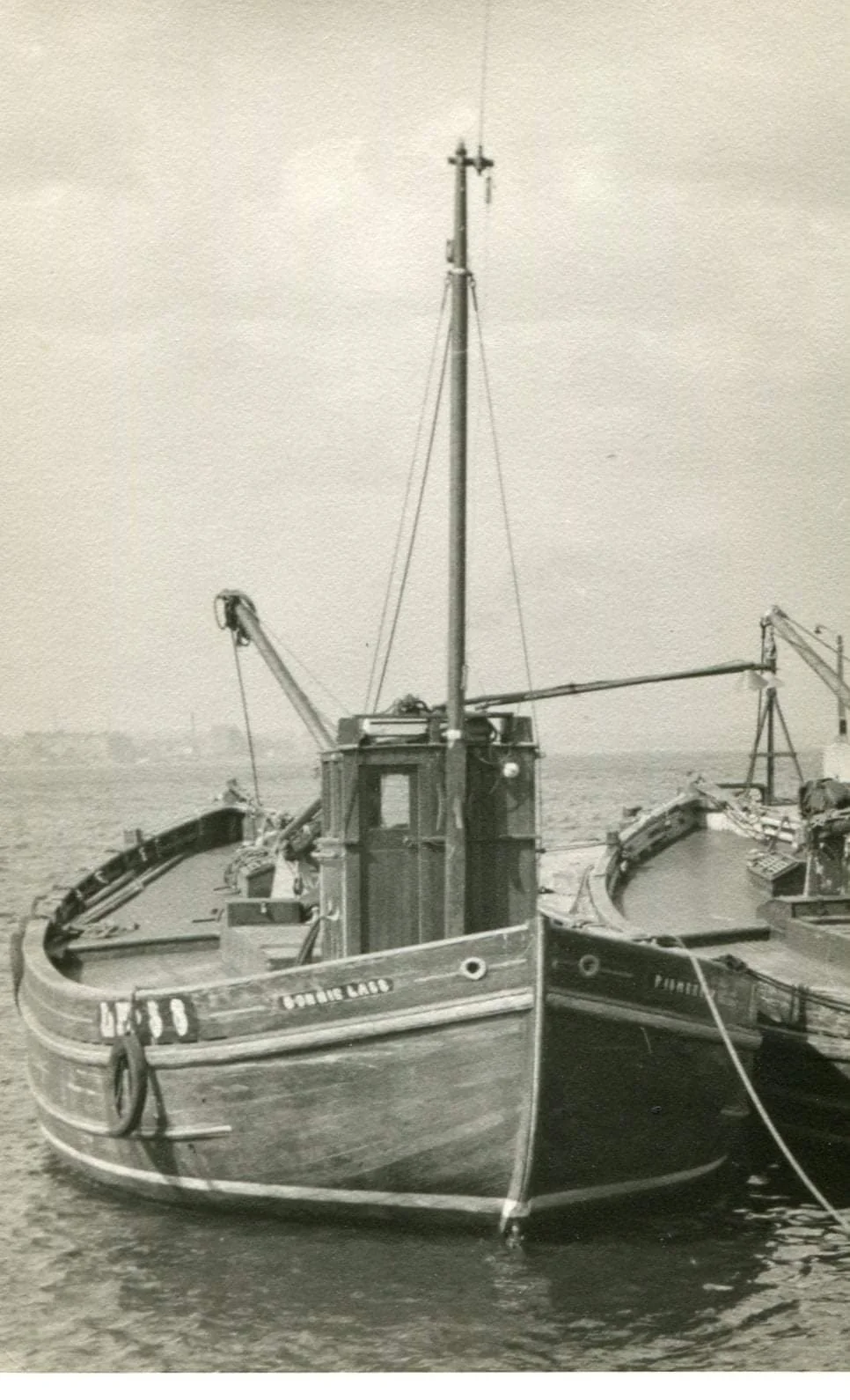 D101-bonnie-lass-historic-photo-1949-ringnetter.jpg