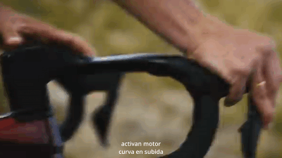05 BOTON  CURVA EN SUBIDA 2 PLANOS.gif