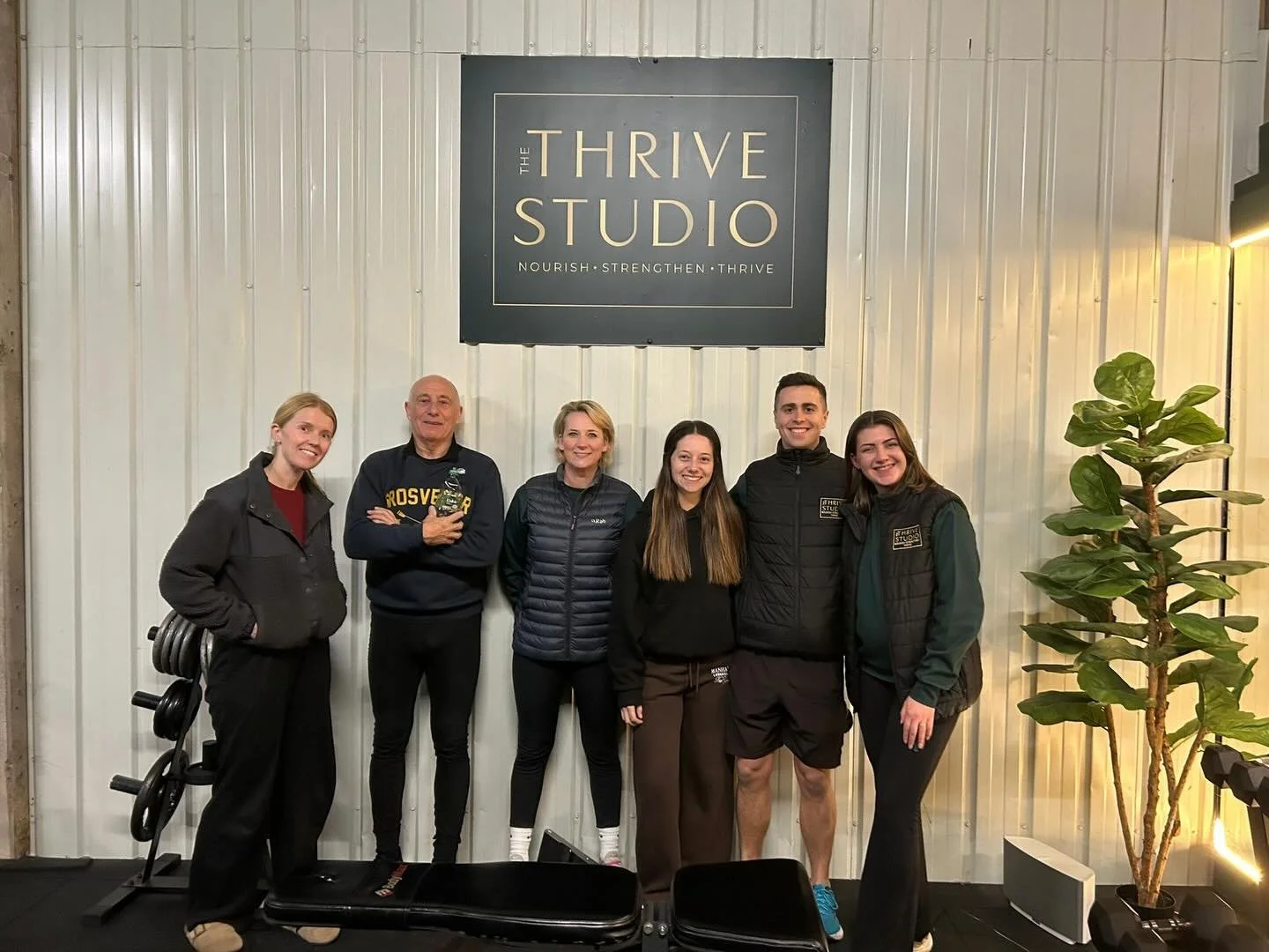 Happy Sunday🙌🏼

Here&rsquo;s a picture with some of the Team at Thrive 🤩

Just a couple of weeks until we wind down for Christmas 🎄 🎅 🤶