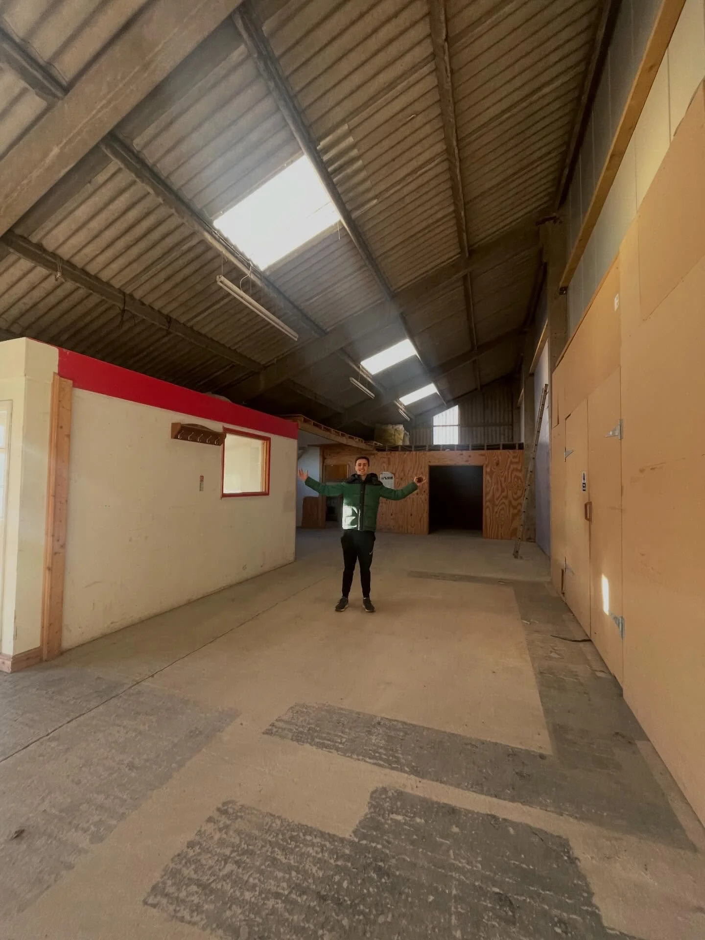 2 years ago today we got the keys to Thrive 🤩

What a crazy 2 years it&rsquo;s been- we definitely had no idea that Thrive would grow to what it is today 💚

But one things for certain&hellip; we&rsquo;re definitely not done yet&hellip;

This is jus