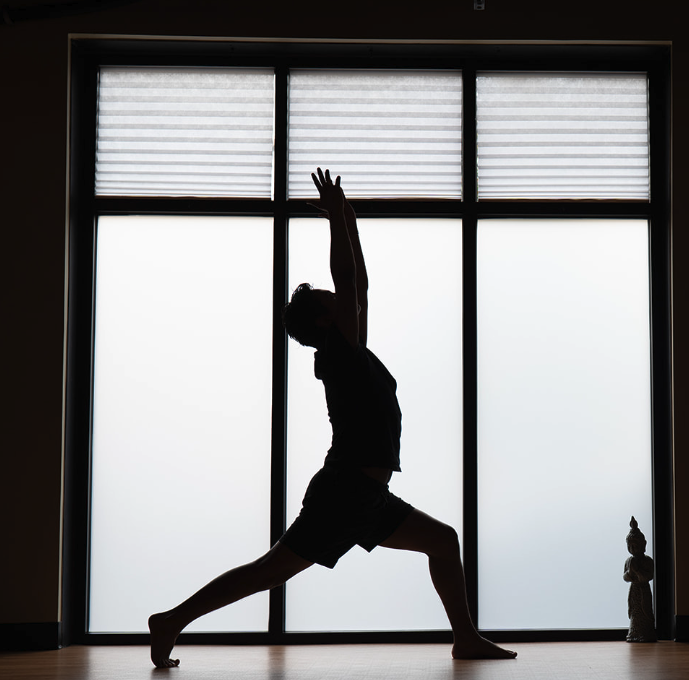 Crescent Lunge: Strengthening the Legs and Opening the Hips