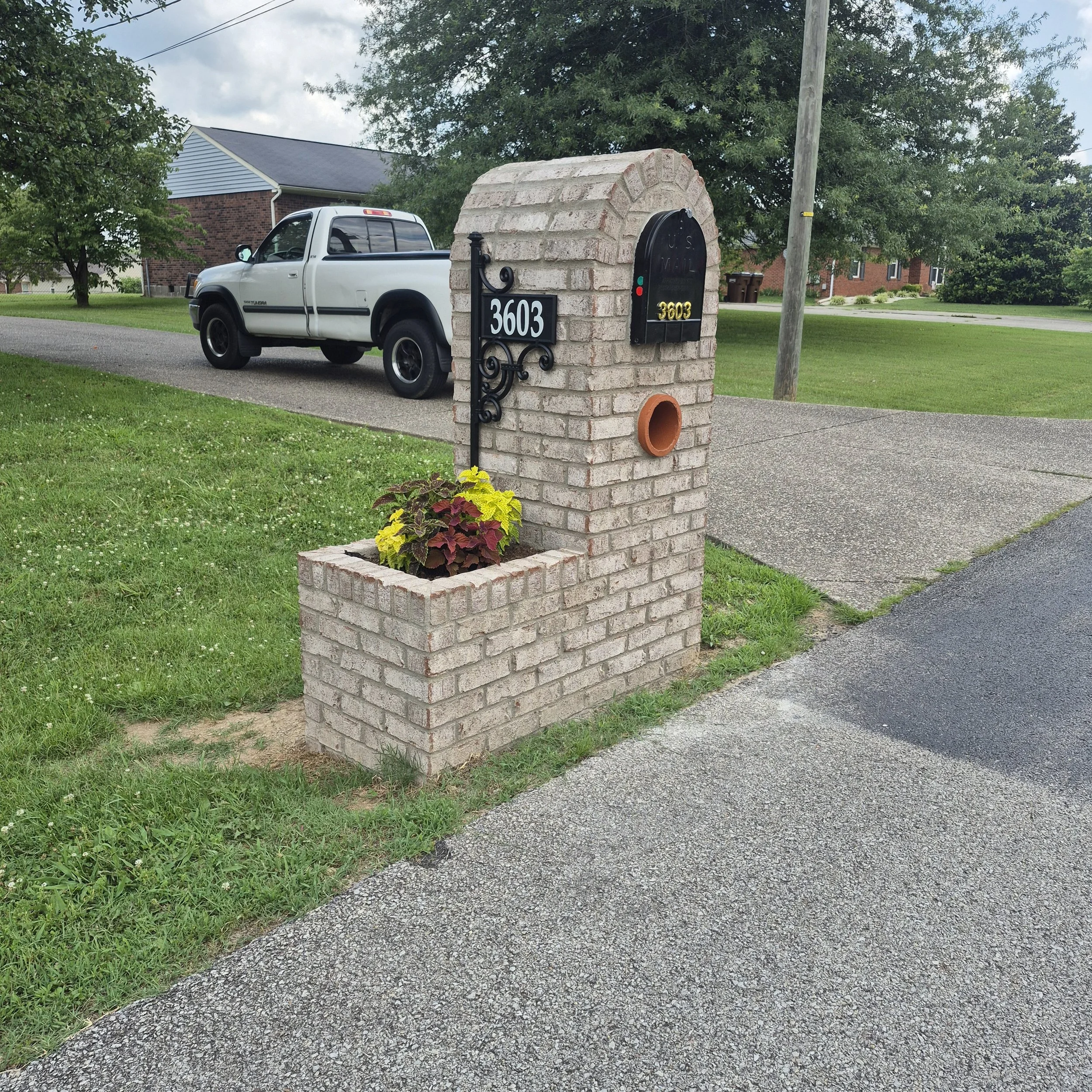 Brick Mailbox Repair Services