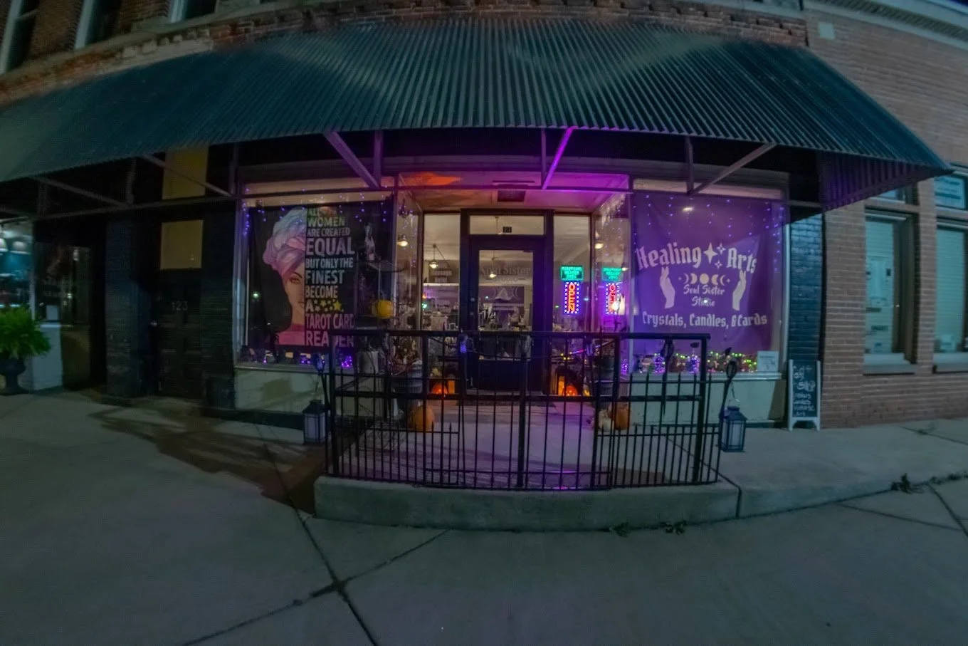 Public ghost hunt at Soul Sister