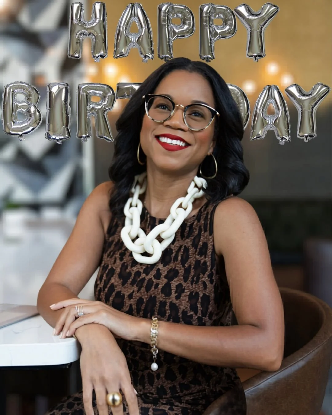 Today is my birthday 🎉 This year has been full of challenges and stress but I am so blessed to have so much love and support around me all the time.

Elizabeth even took time out of her busy day to bring me lunch during my installation in Nashville 