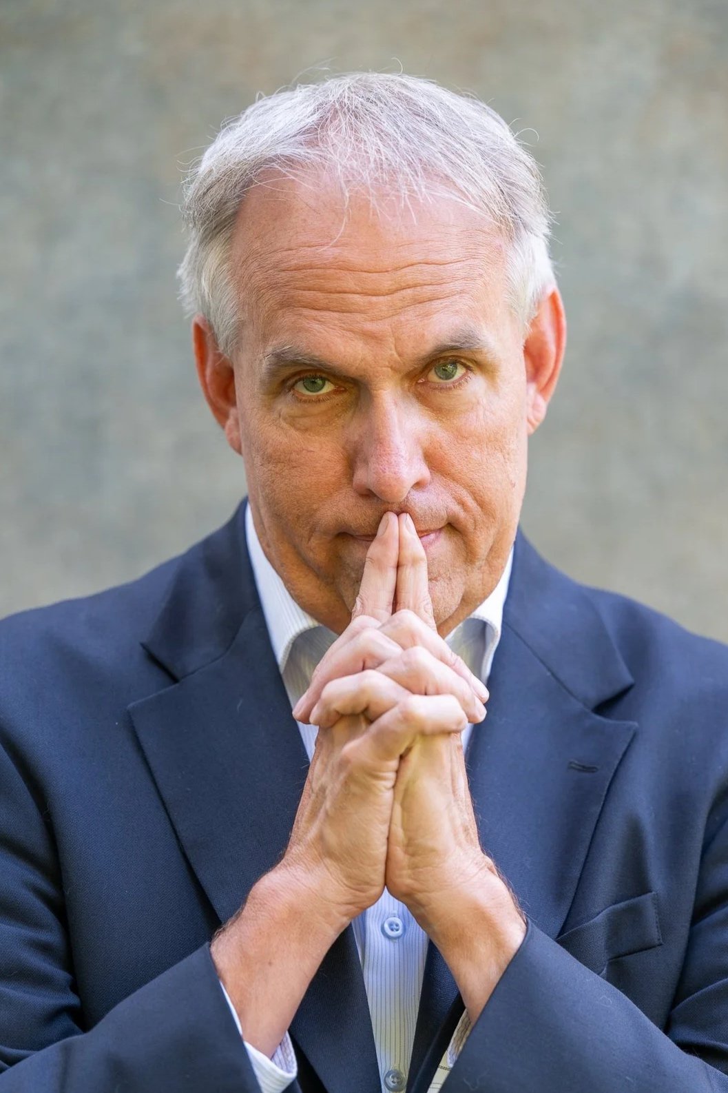 Is $800,000 Enough to Retire at 62?