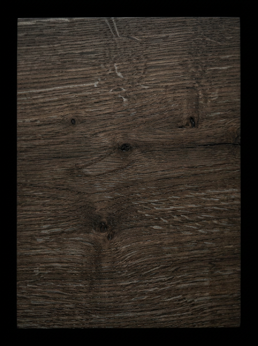 Chêne teinté fumé