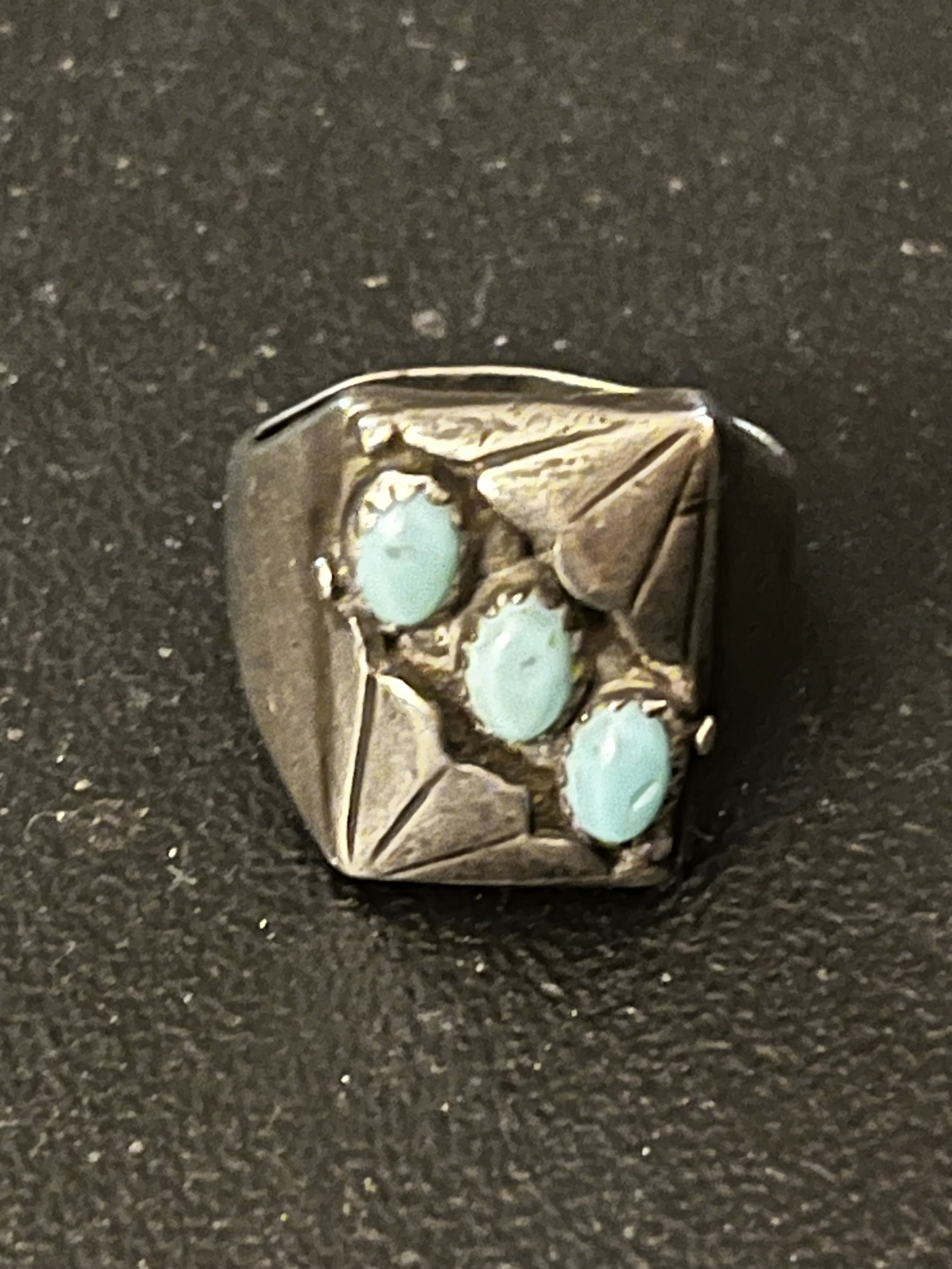 Vintage Native 3 Stone Ring
