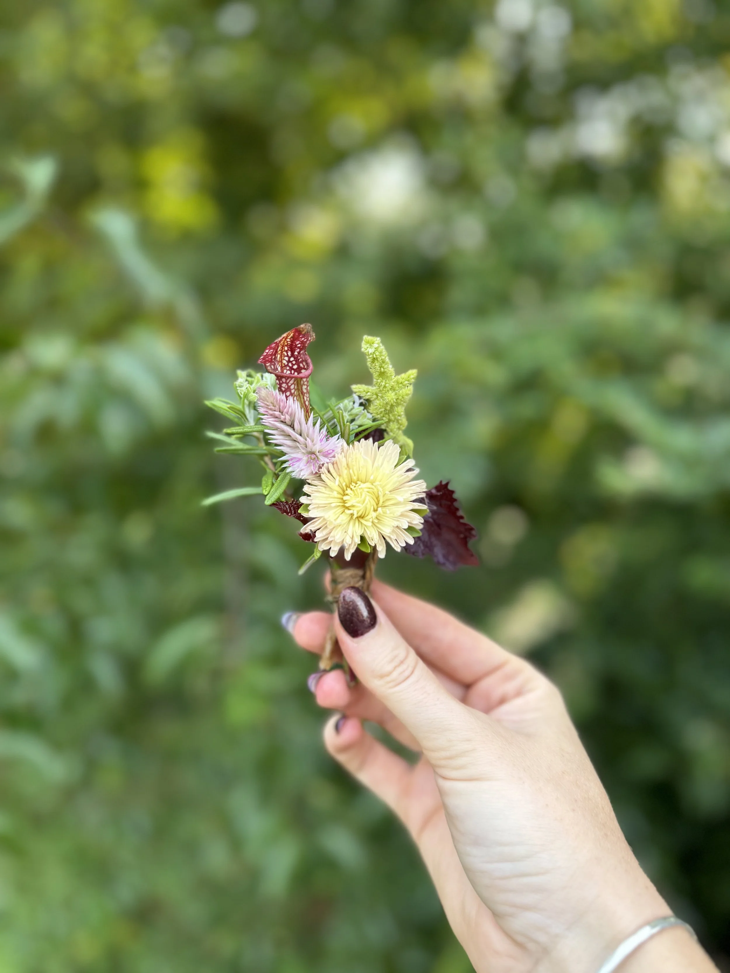 Boutonniere 1.jpeg