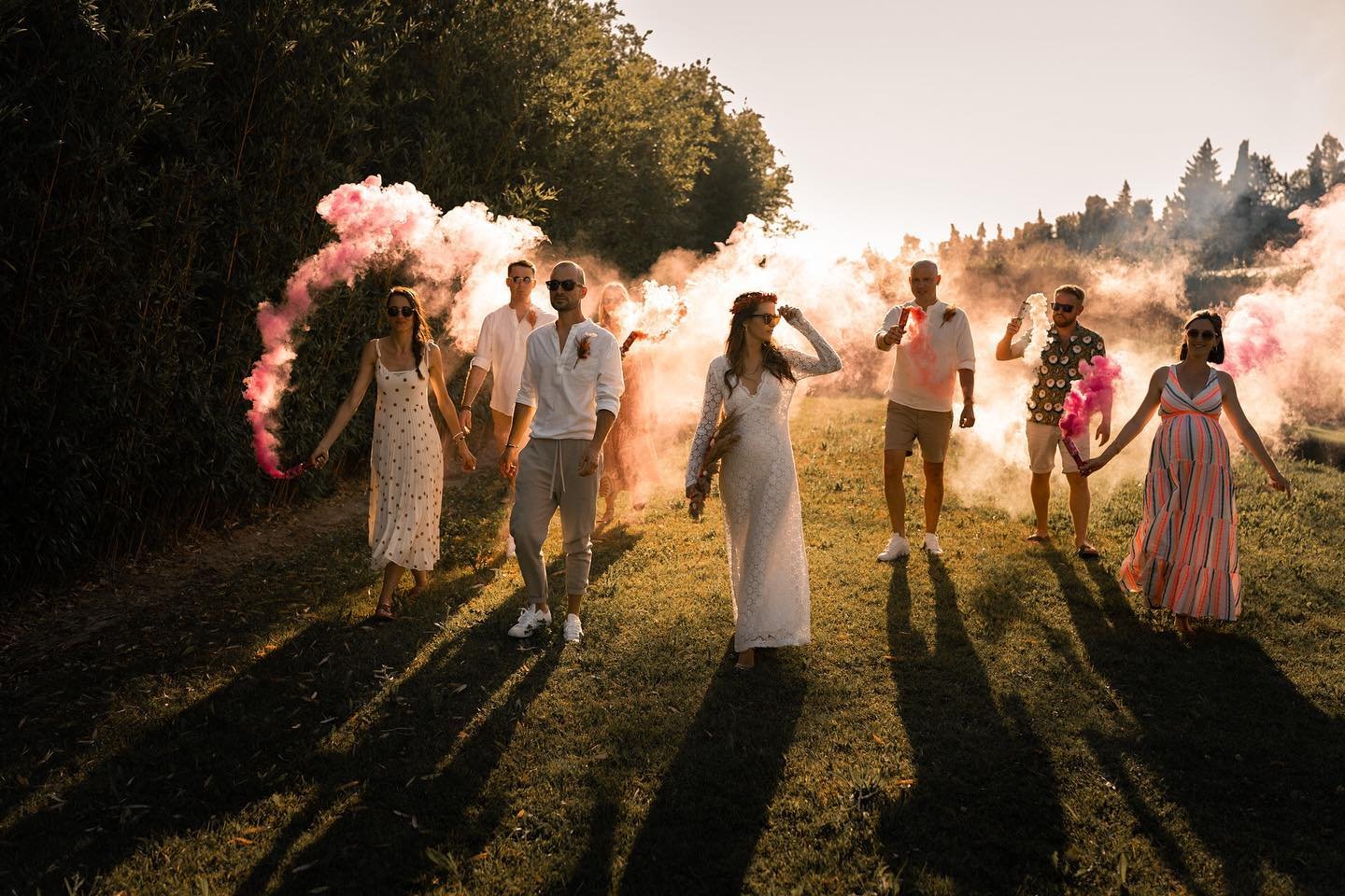 ⚡️ 1ST AWARD

Premi&egrave;re r&eacute;compense &agrave; la photo pour Camille au Wedding Photojournalist Association.

Pour tout vous dire, c&rsquo;est la premi&egrave;re fois qu&rsquo;on participait &agrave; un concours photo. On ne s&rsquo;attenda