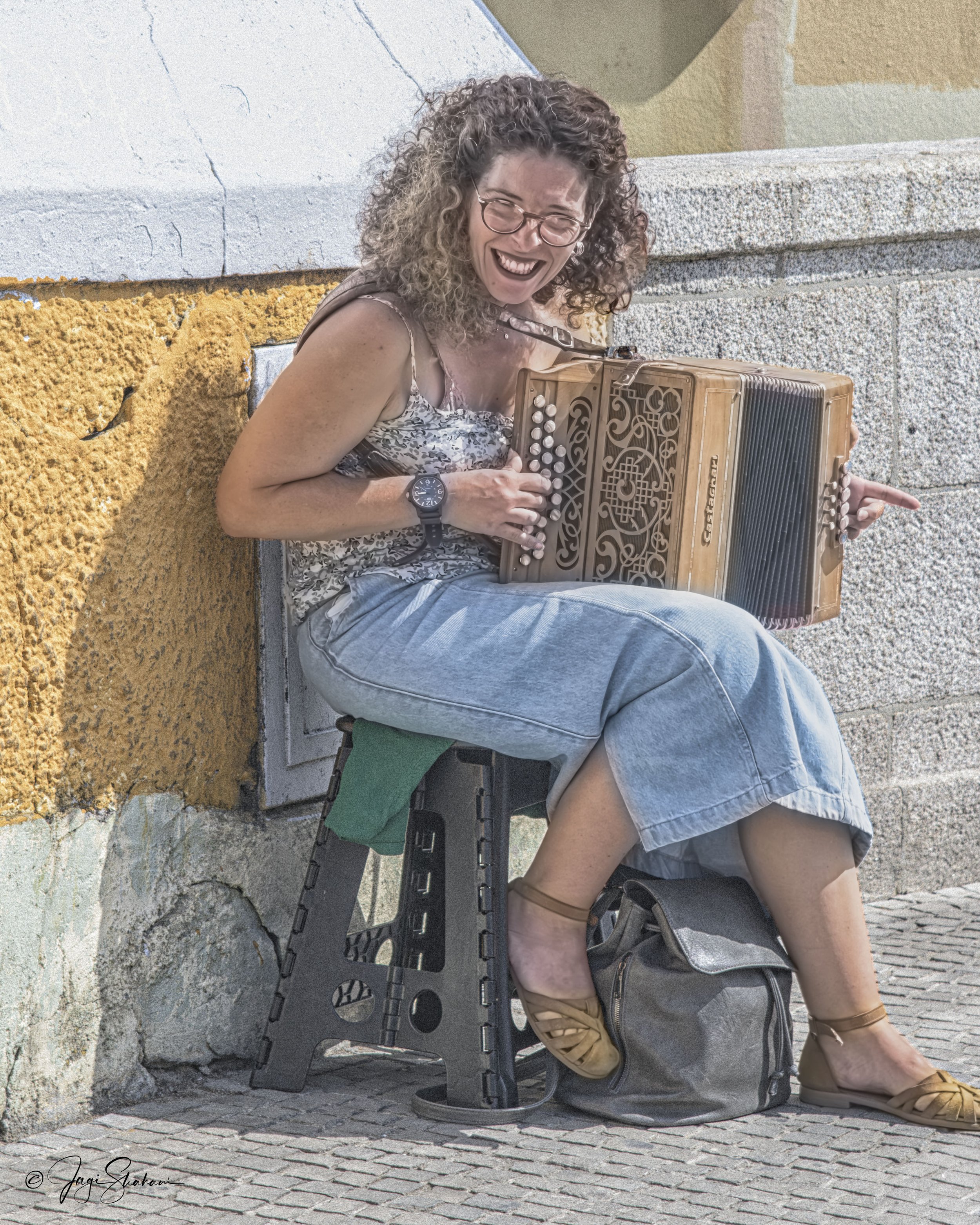 Street Musician Porto.jpg