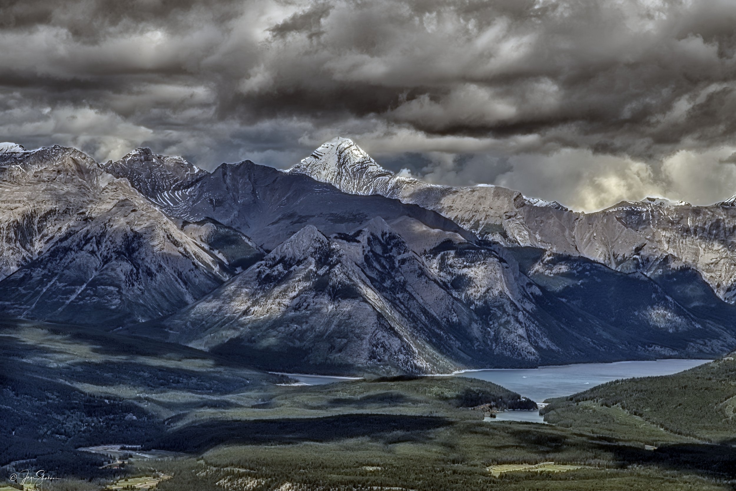 CanadianRockies-1.jpg