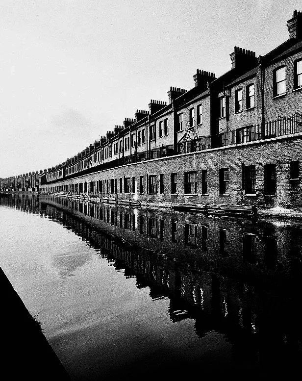 Grand Union Canal, Paddington, 1938.jpeg