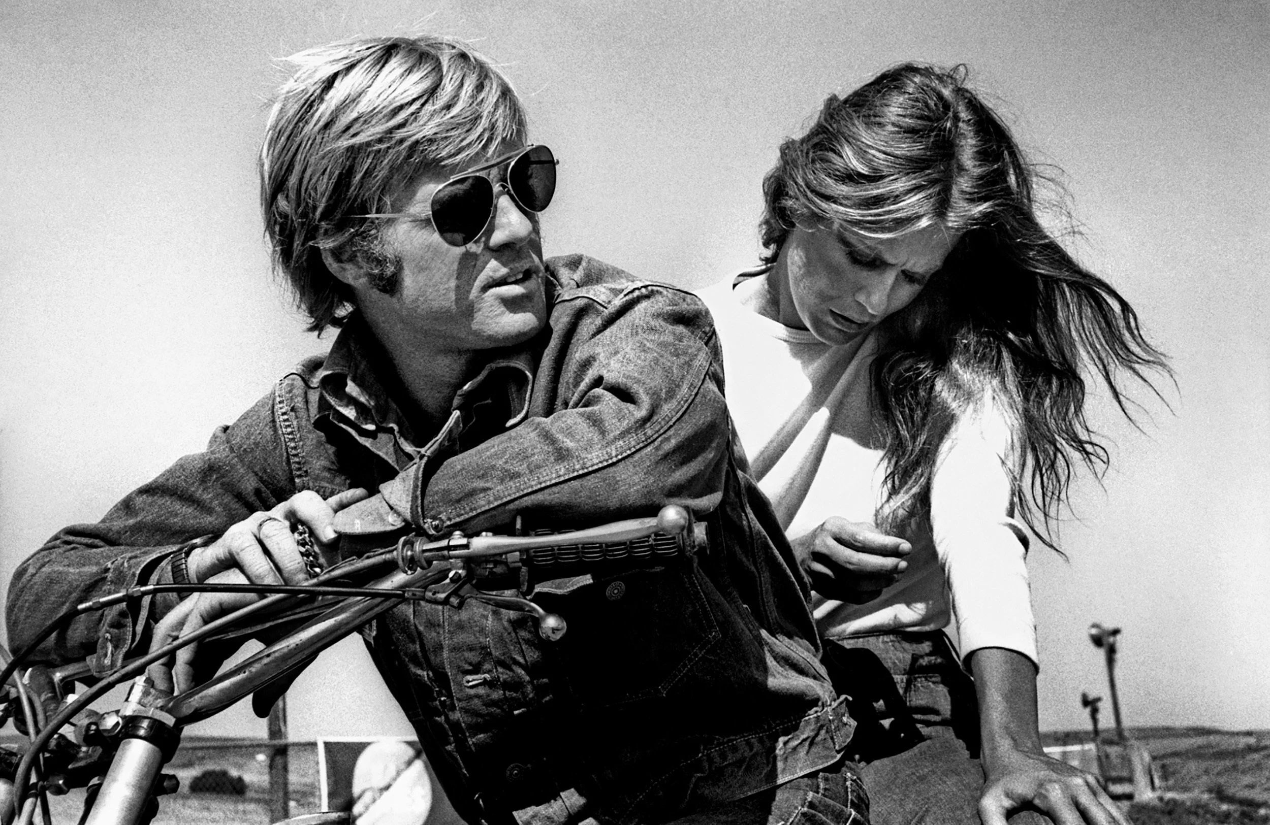 steve-schapiro-robert-redford-and-lauren-hutton.jpg