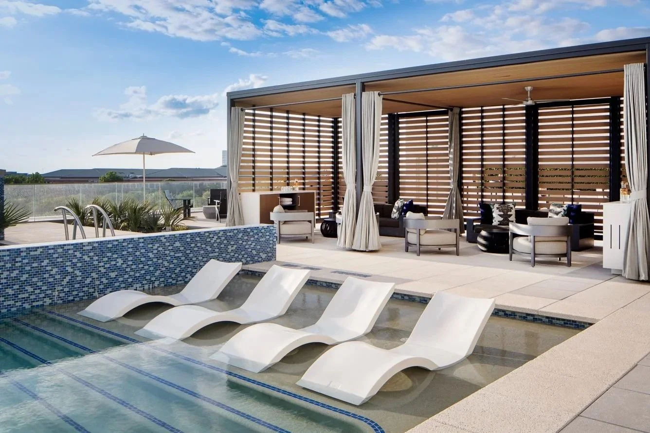Renaissance Hotel - Floating Soundbath