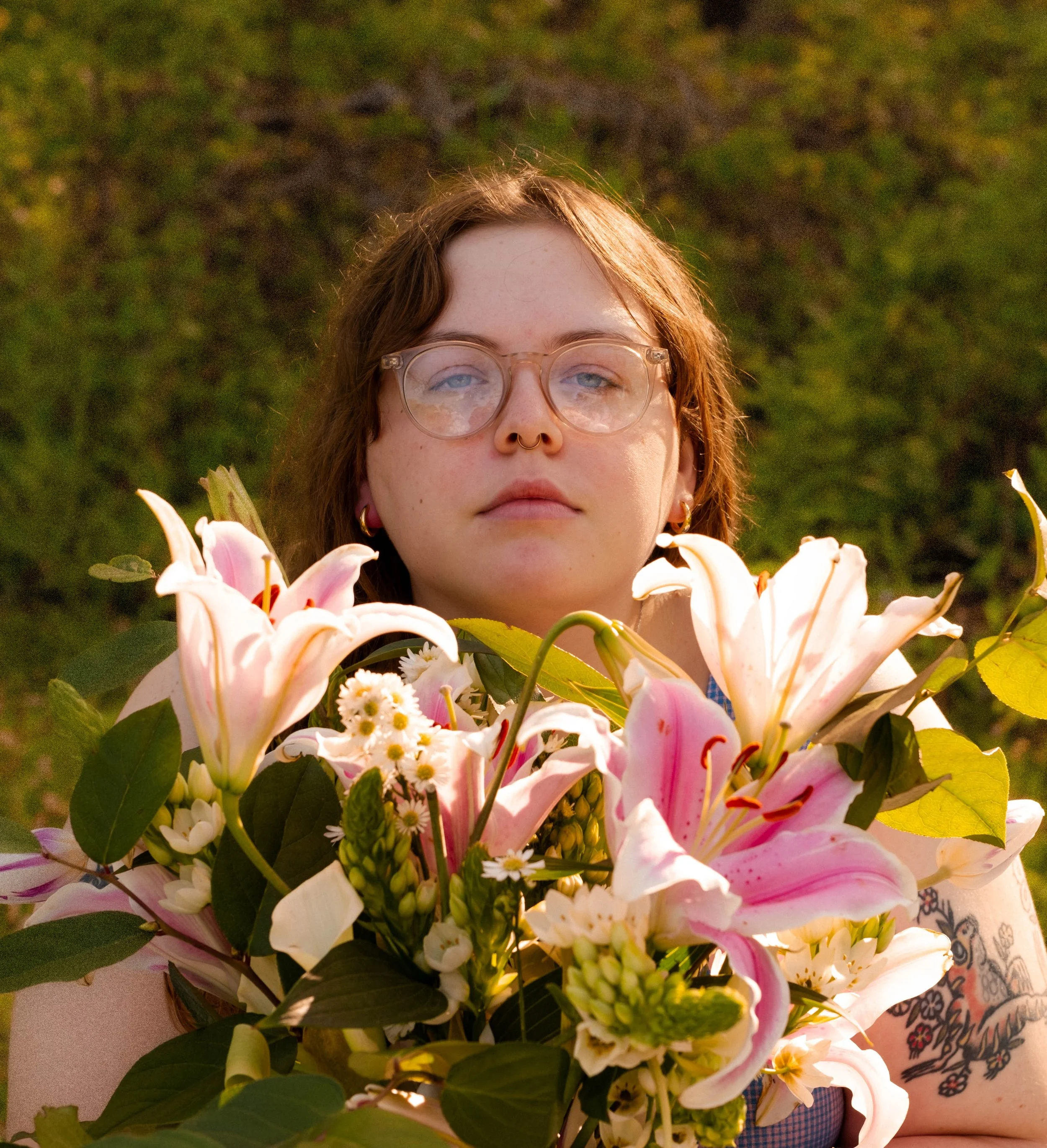 golden hour floral photoshoot