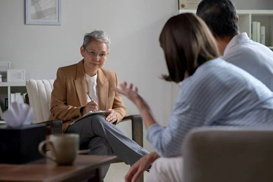 Signs It’s Time to See a Couples Counsellor