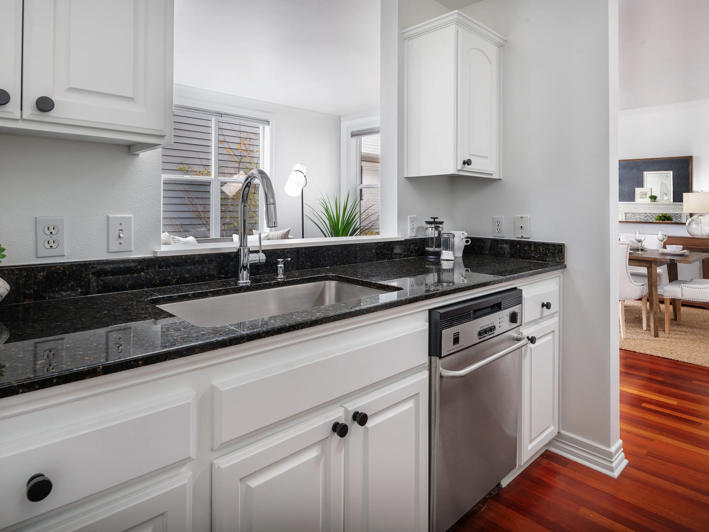 2328_nw_glisan_st_kitchen_02.jpg