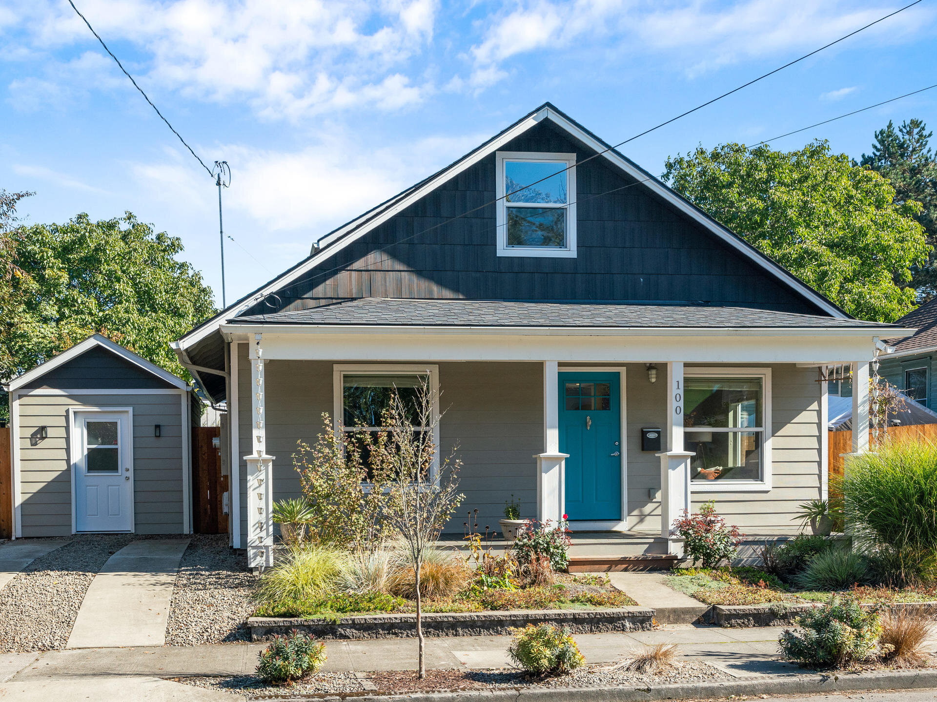 100 SE 79th Ave Portland OR-001-005-Front of Home-MLS_Size.jpg