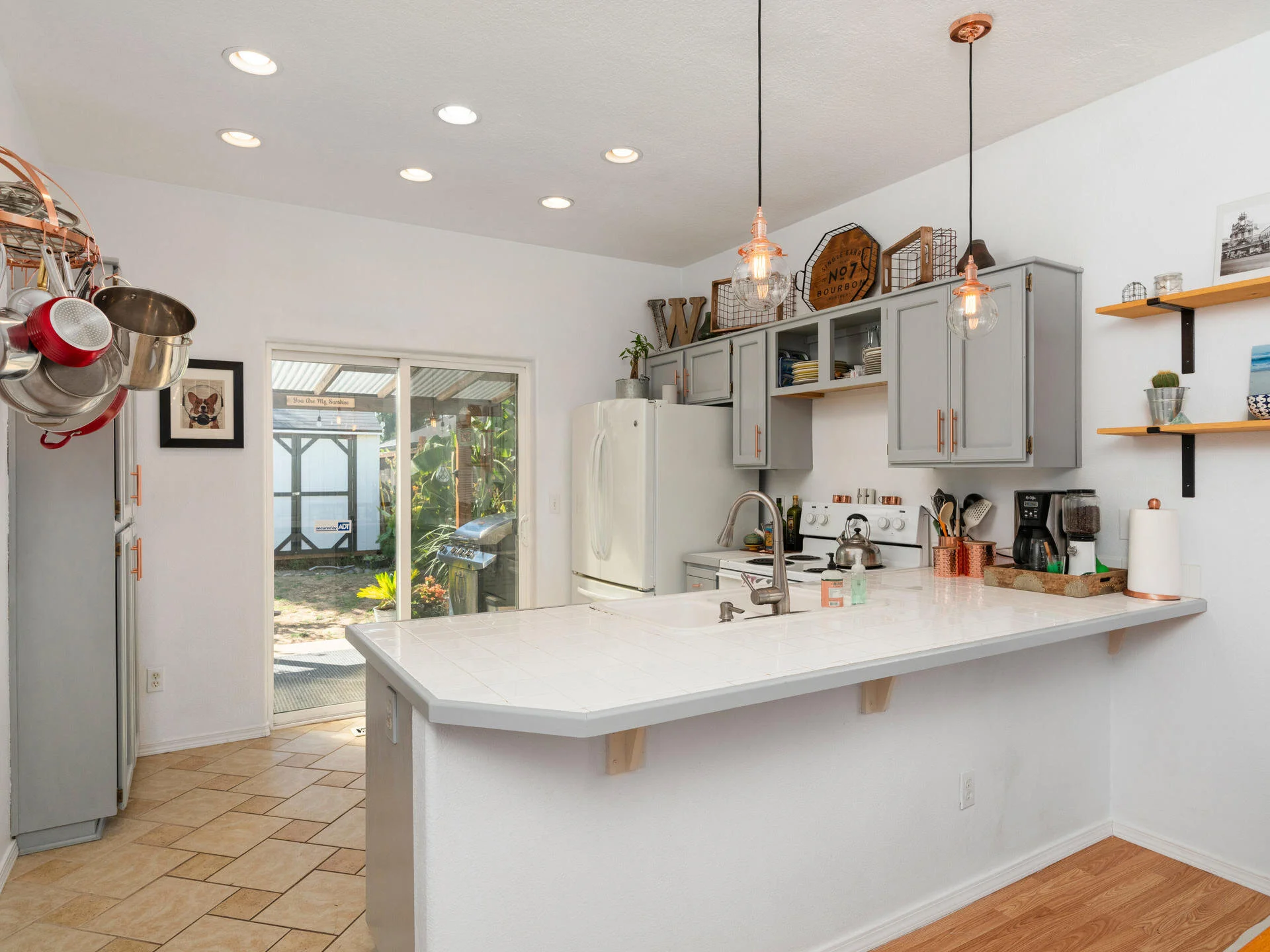 19719 SW Marlin Dr Beaverton-011-018-Kitchen-MLS_Size.jpg