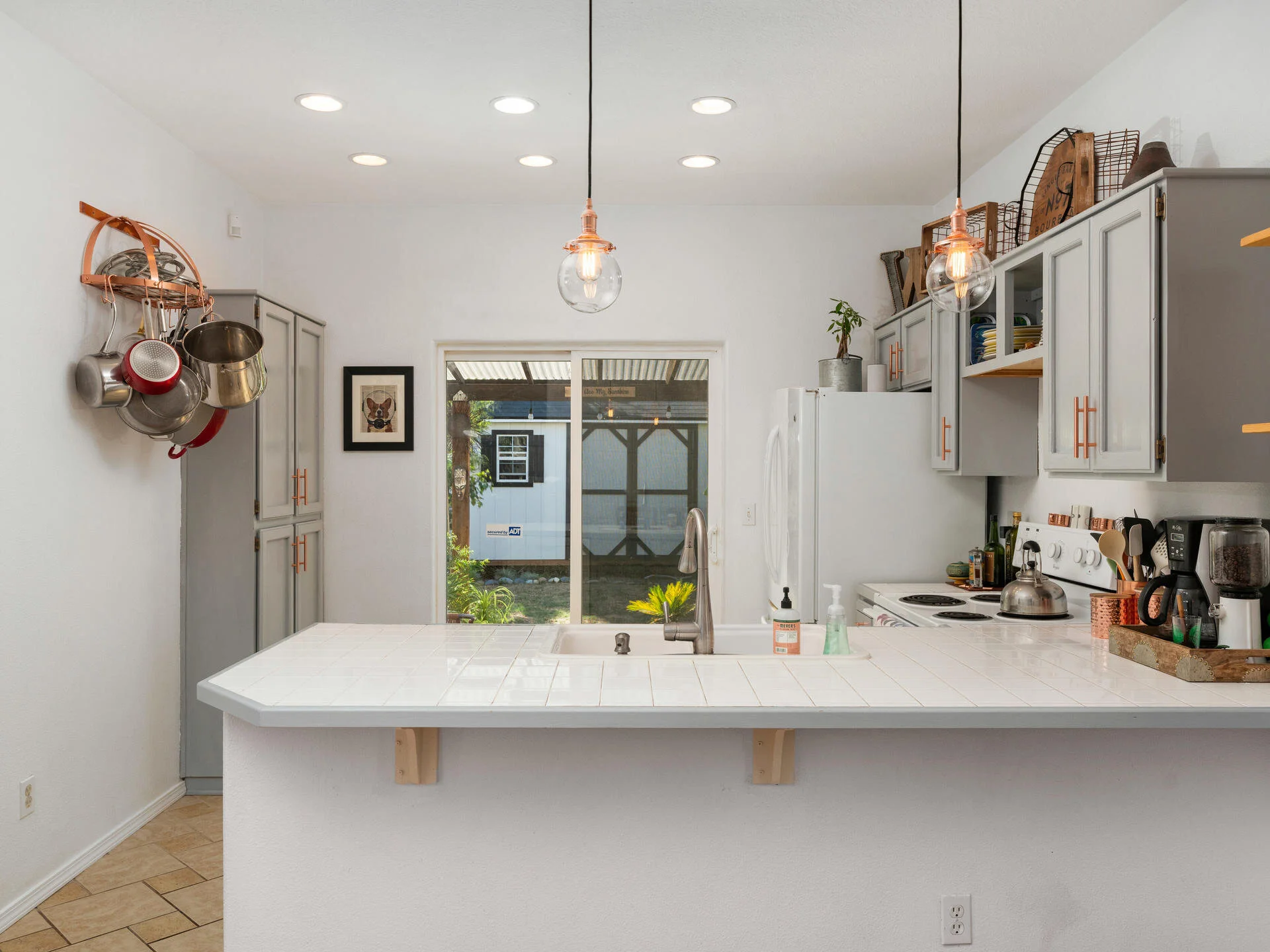 19719 SW Marlin Dr Beaverton-012-027-Kitchen-MLS_Size.jpg