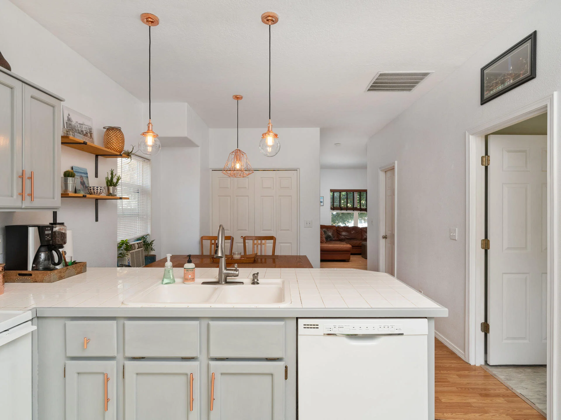 19719 SW Marlin Dr Beaverton-014-023-Kitchen-MLS_Size.jpg
