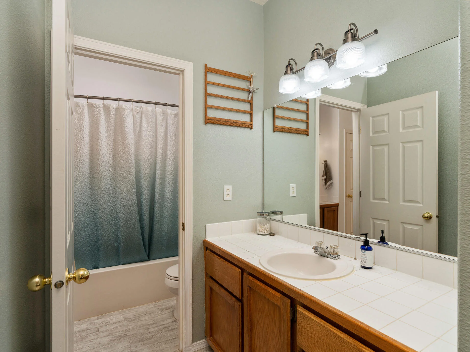 19719 SW Marlin Dr Beaverton-017-026-Master Bath-MLS_Size.jpg