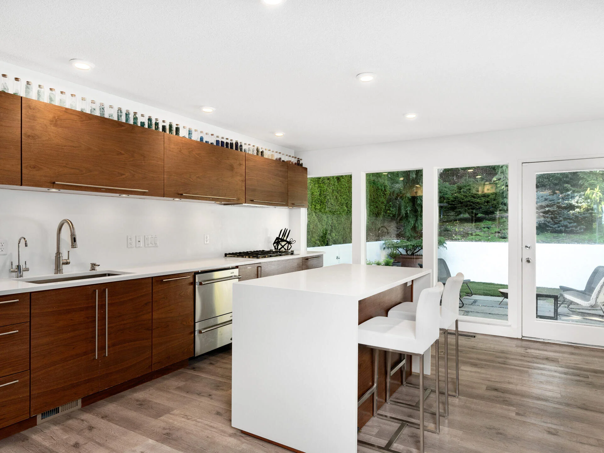 9 Spinosa Lake Oswego OR 97035 USA-029-051-Kitchen-MLS_Size.jpg