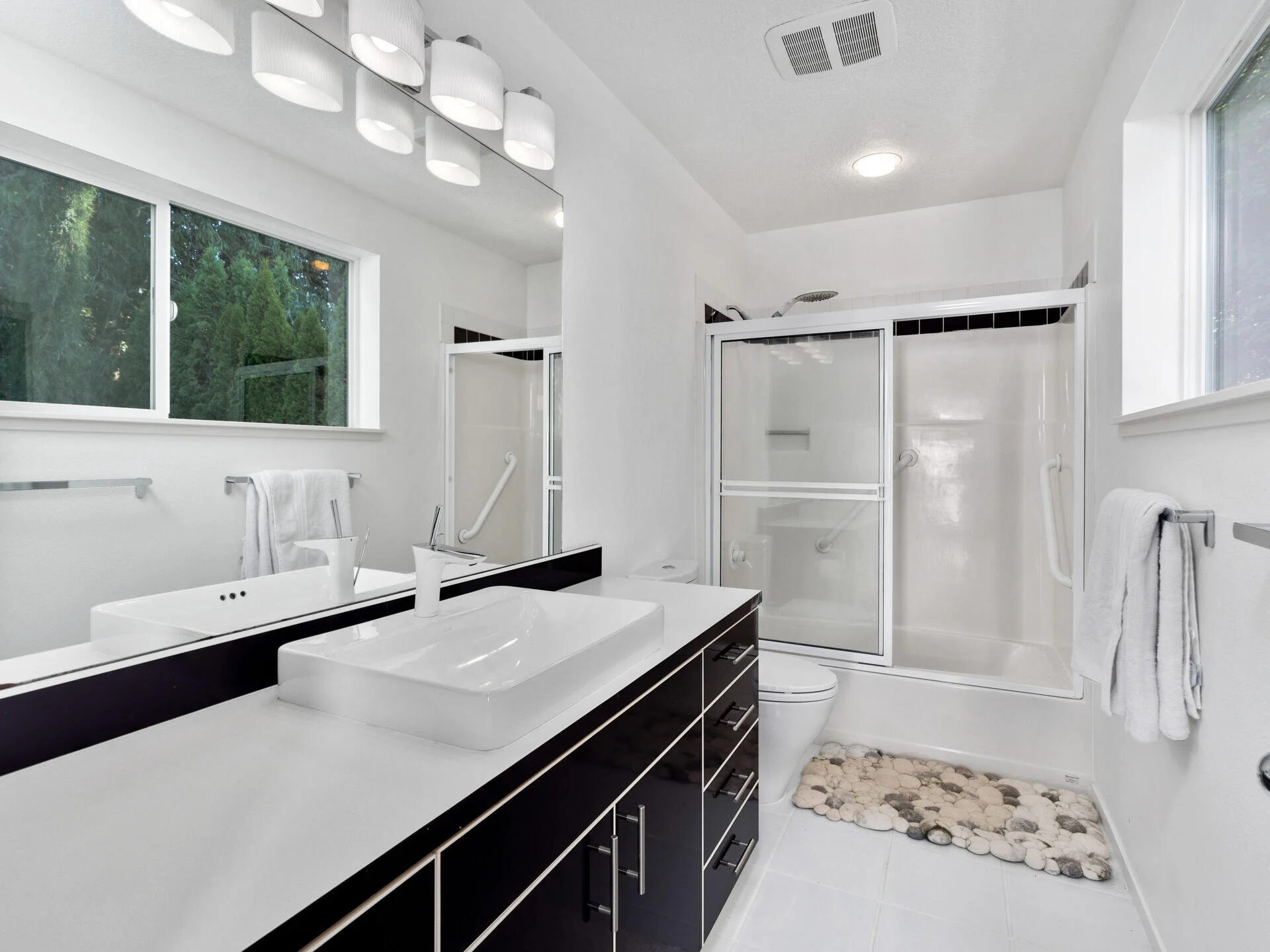 9 Spinosa Lake Oswego OR 97035 USA-055-074-Bathroom-MLS_Size.jpg
