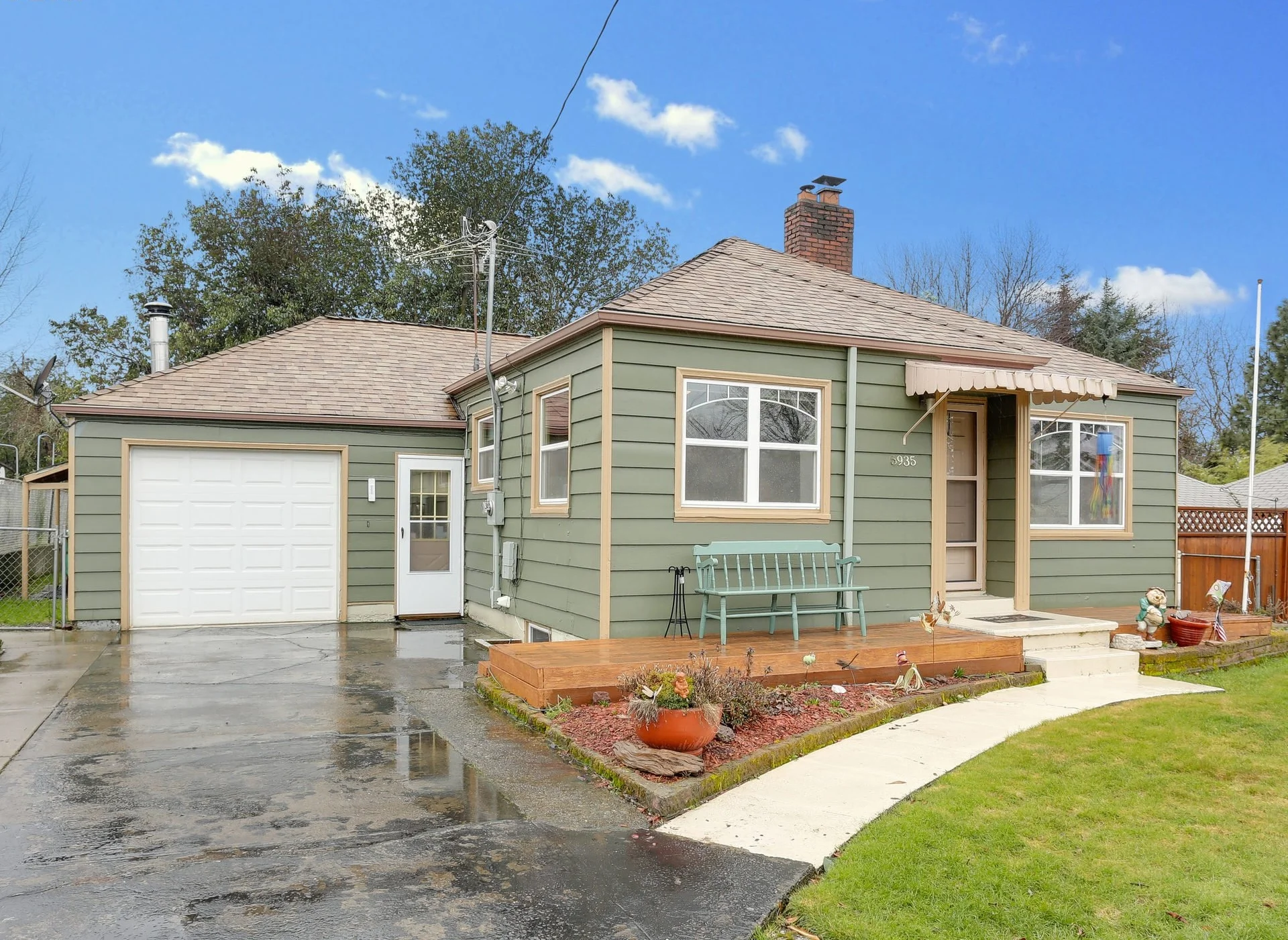 5935 57th Ave // $370,000 (Copy)