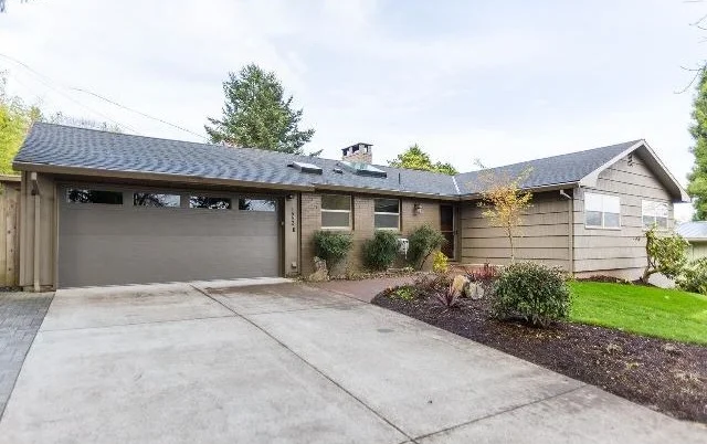 1662 Worthington St // $620,000 (Copy)