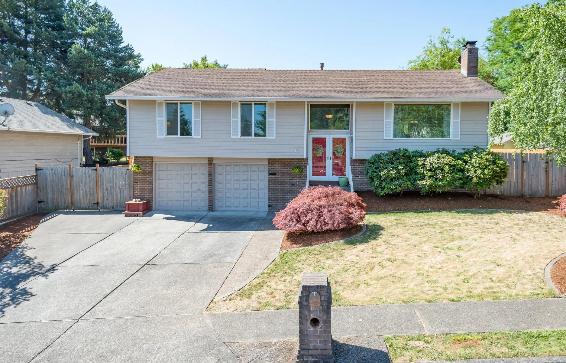 2810 SW 24th St // $335,000 (Copy)