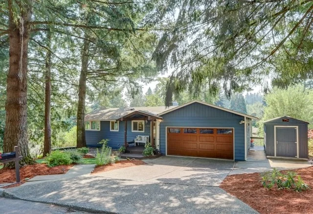 2194 Valley View Dr // $548,800 (Copy)