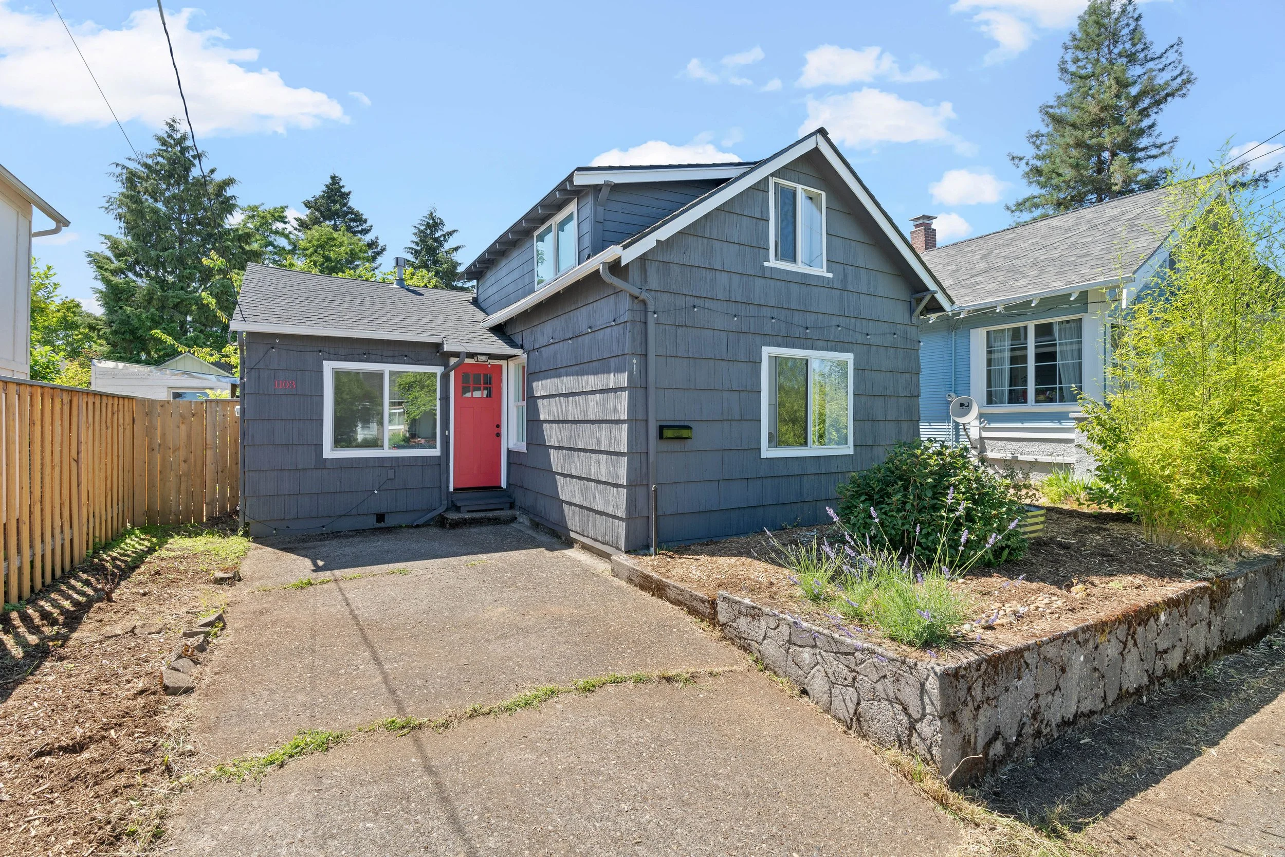 1103 NE 77th Avenue
