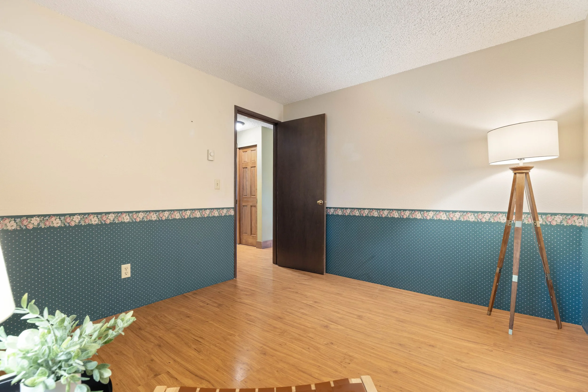 StacksPhoto-15787swVillageCircleUnitB-30.jpg