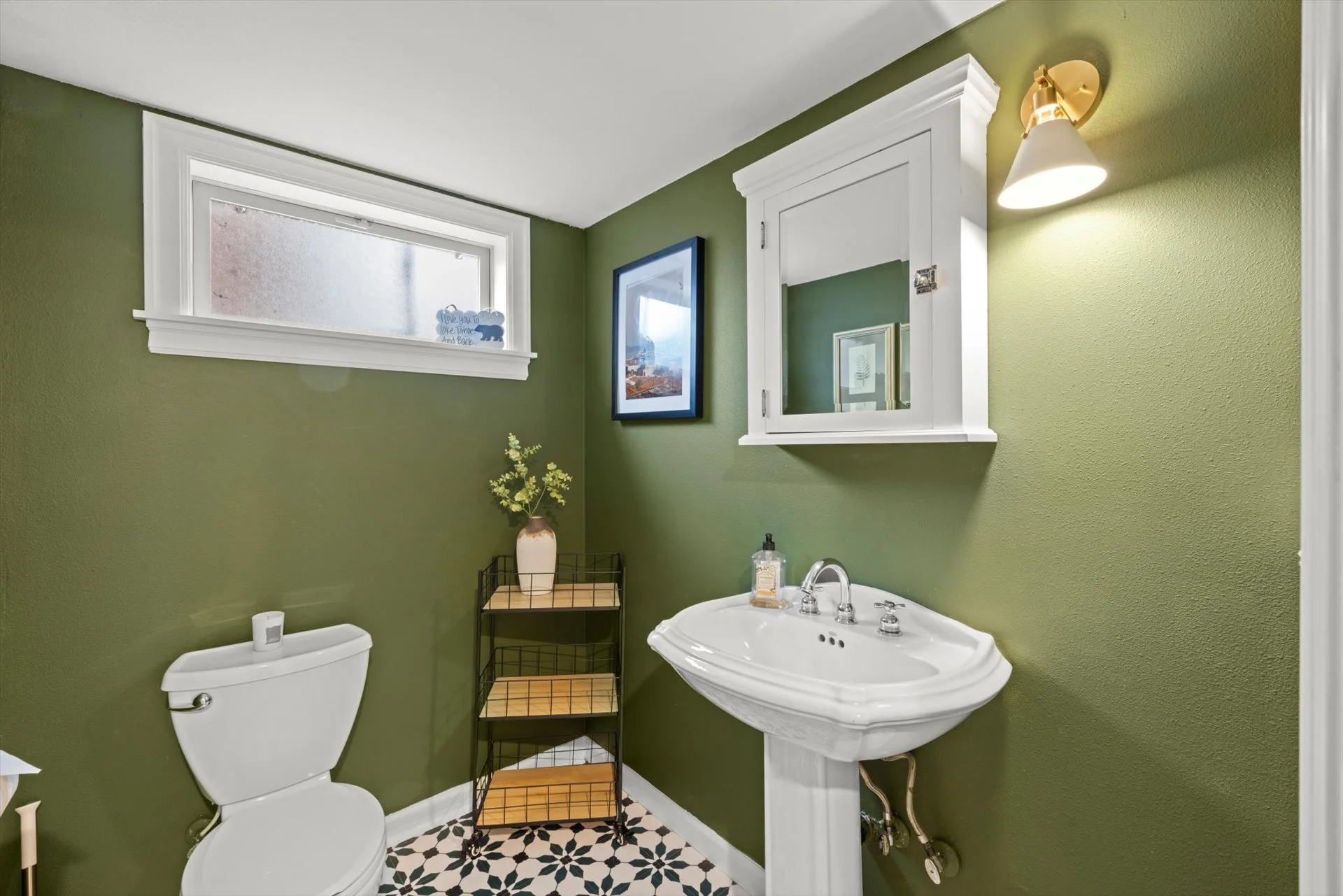 43-2726 NE 12th Ave-43.jpg