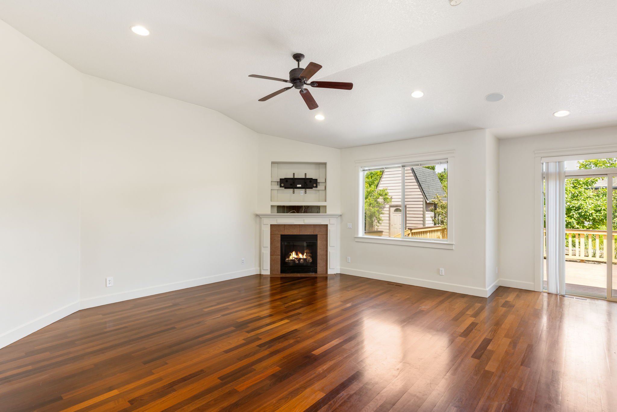10-web-or-mls--24.jpg