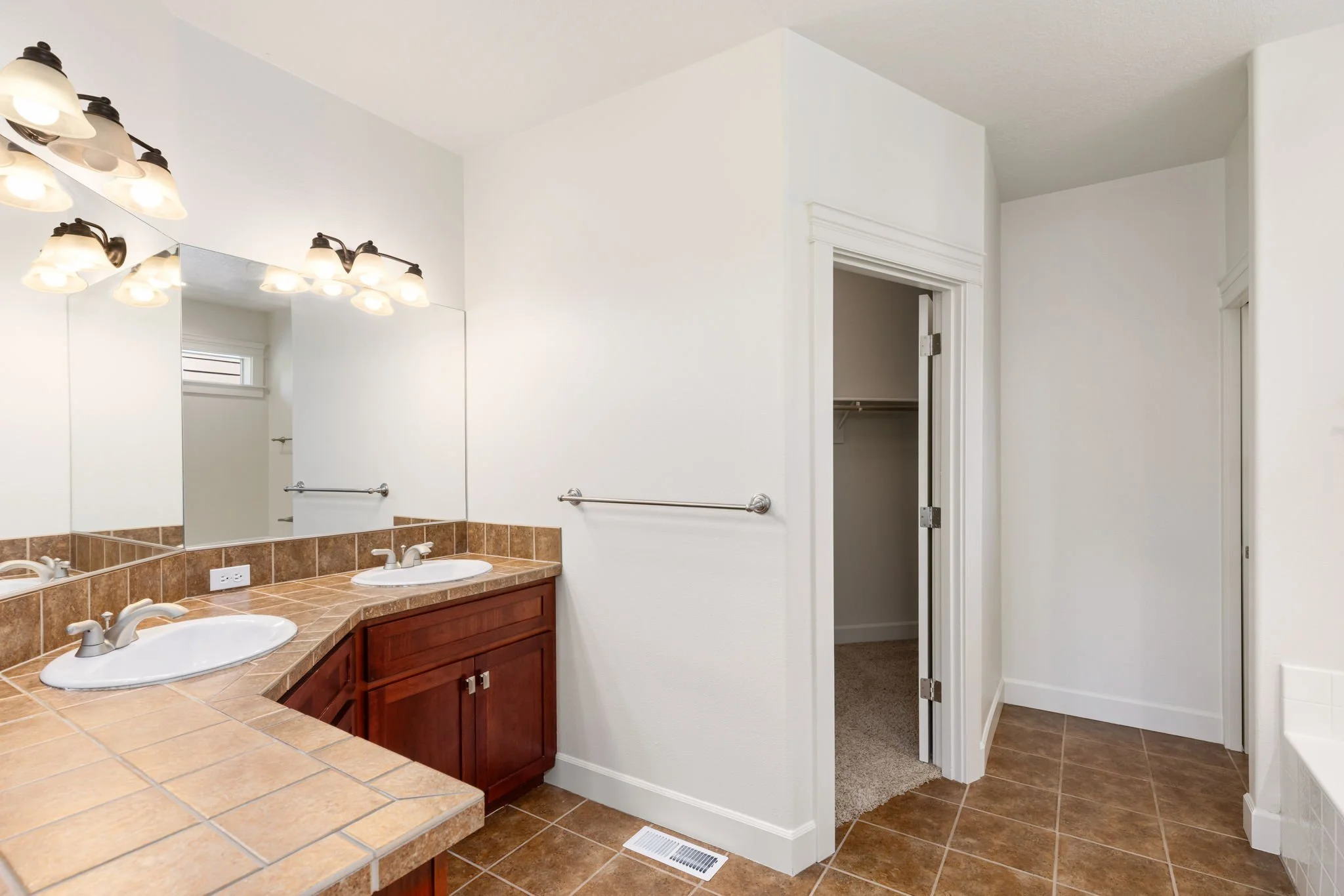 24-web-or-mls--39.jpg